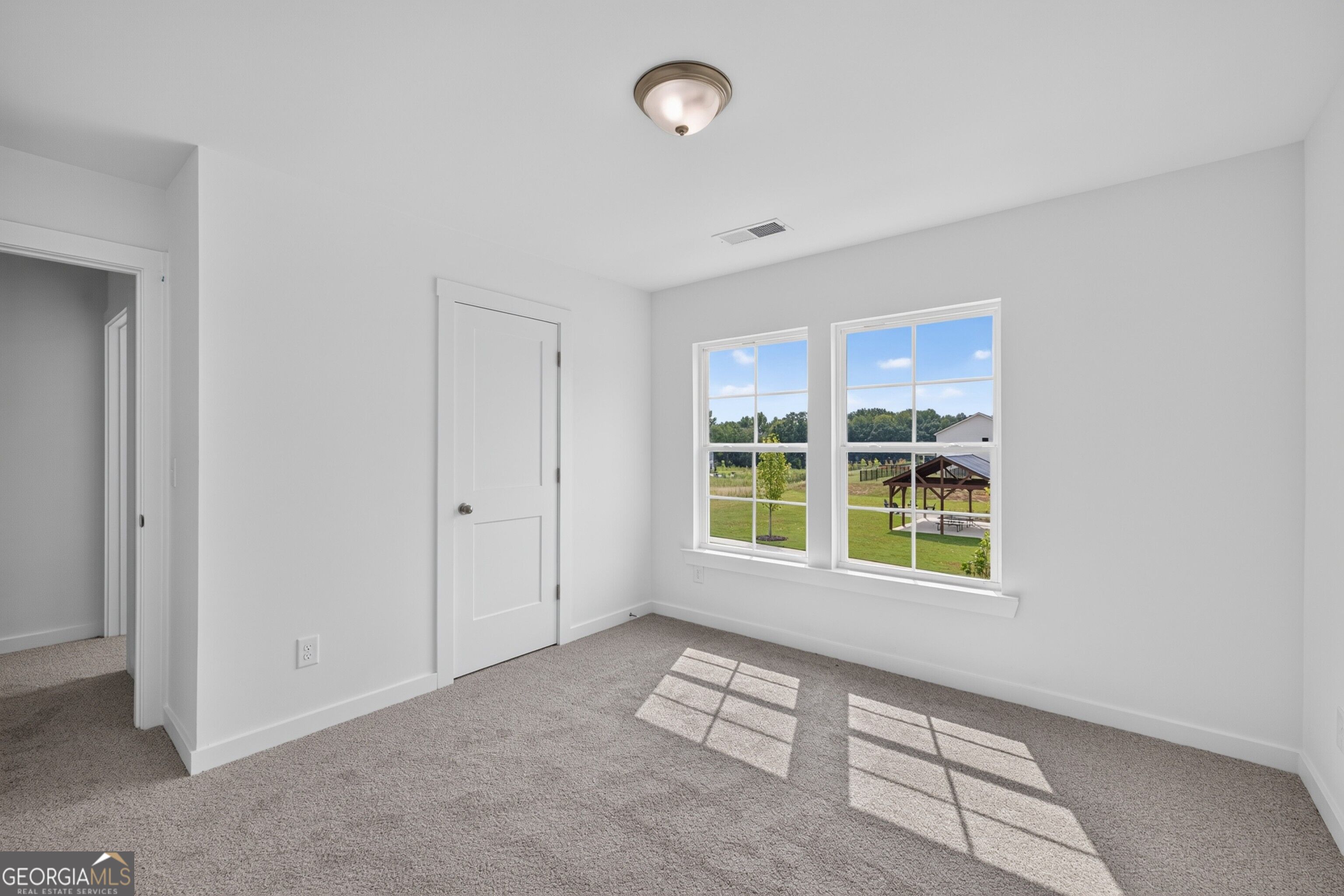 220 Ruby Robin Road