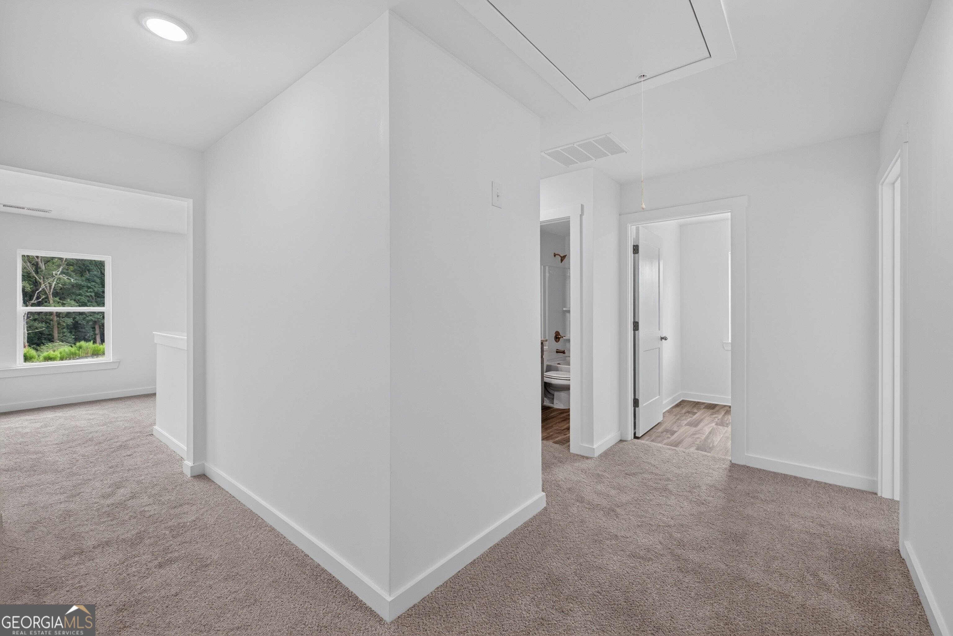 220 Ruby Robin Road