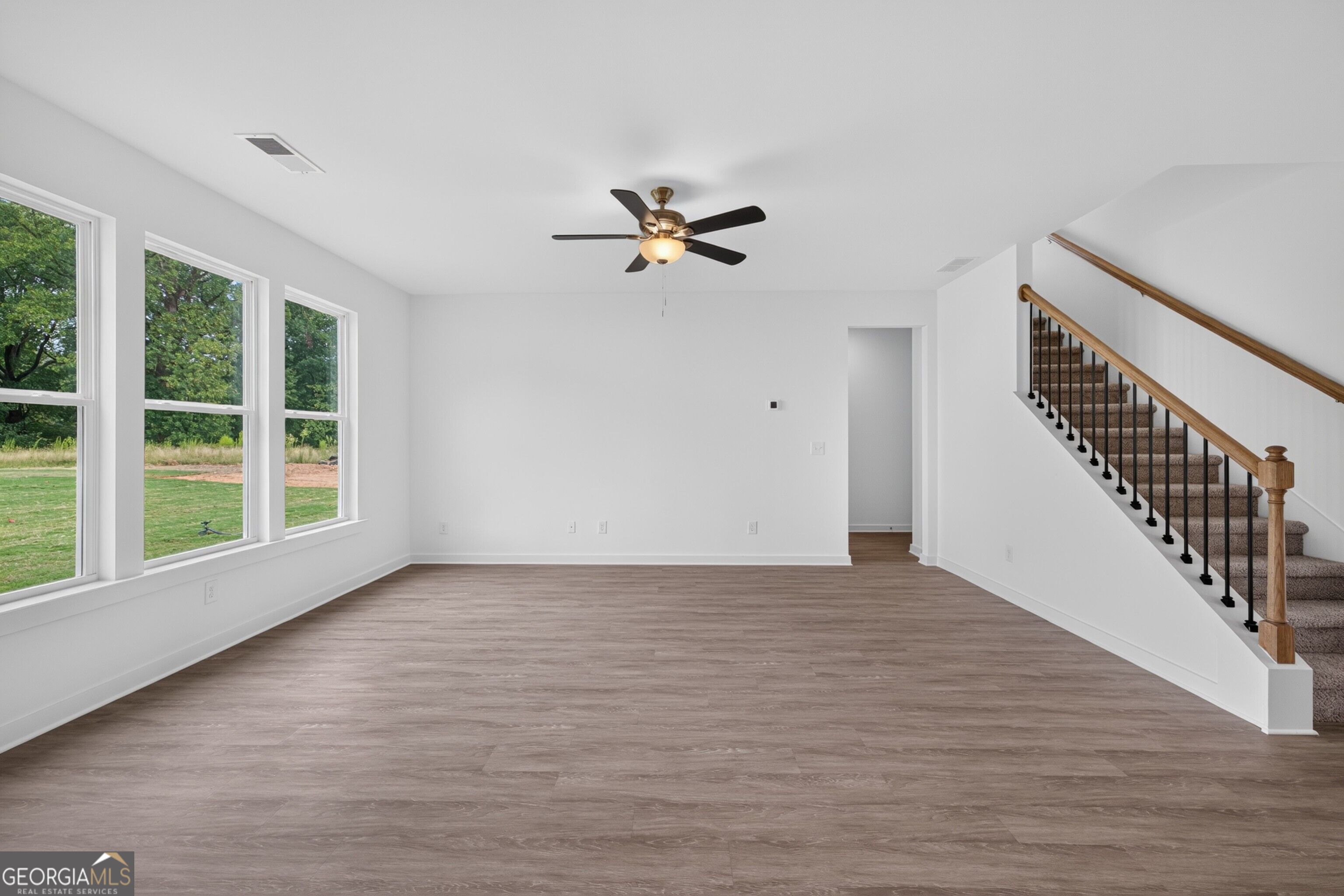 220 Ruby Robin Road