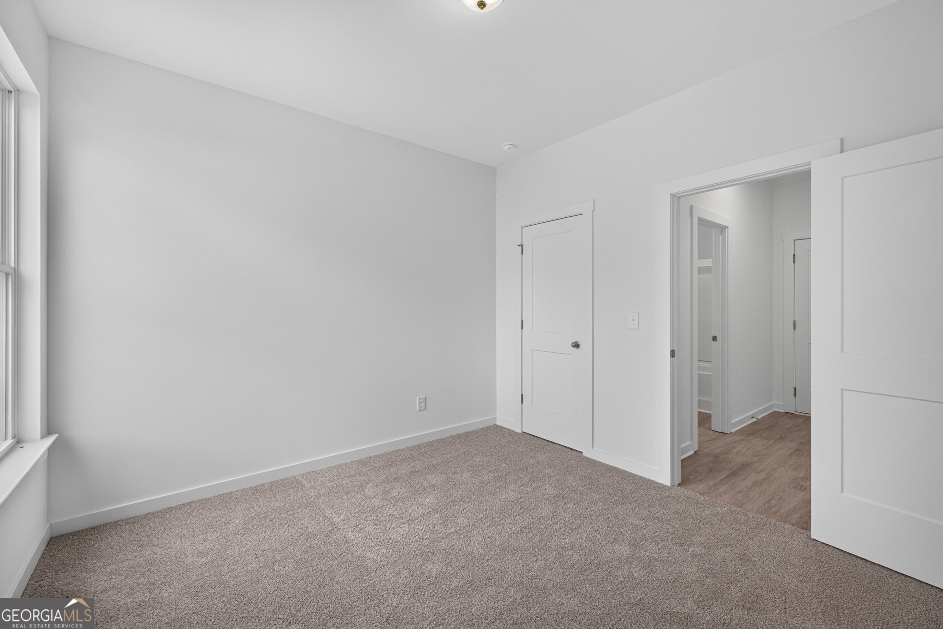 220 Ruby Robin Road
