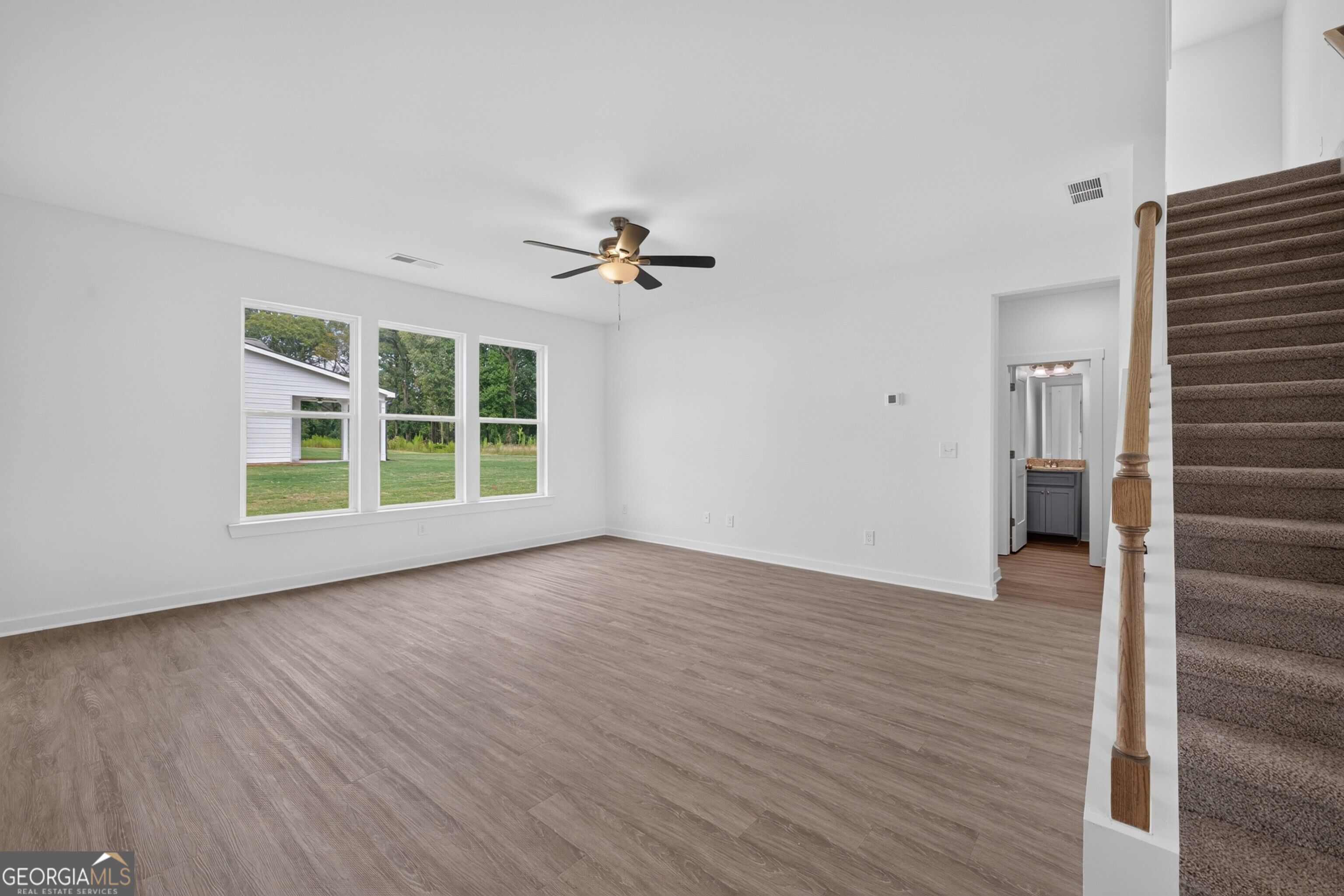 220 Ruby Robin Road