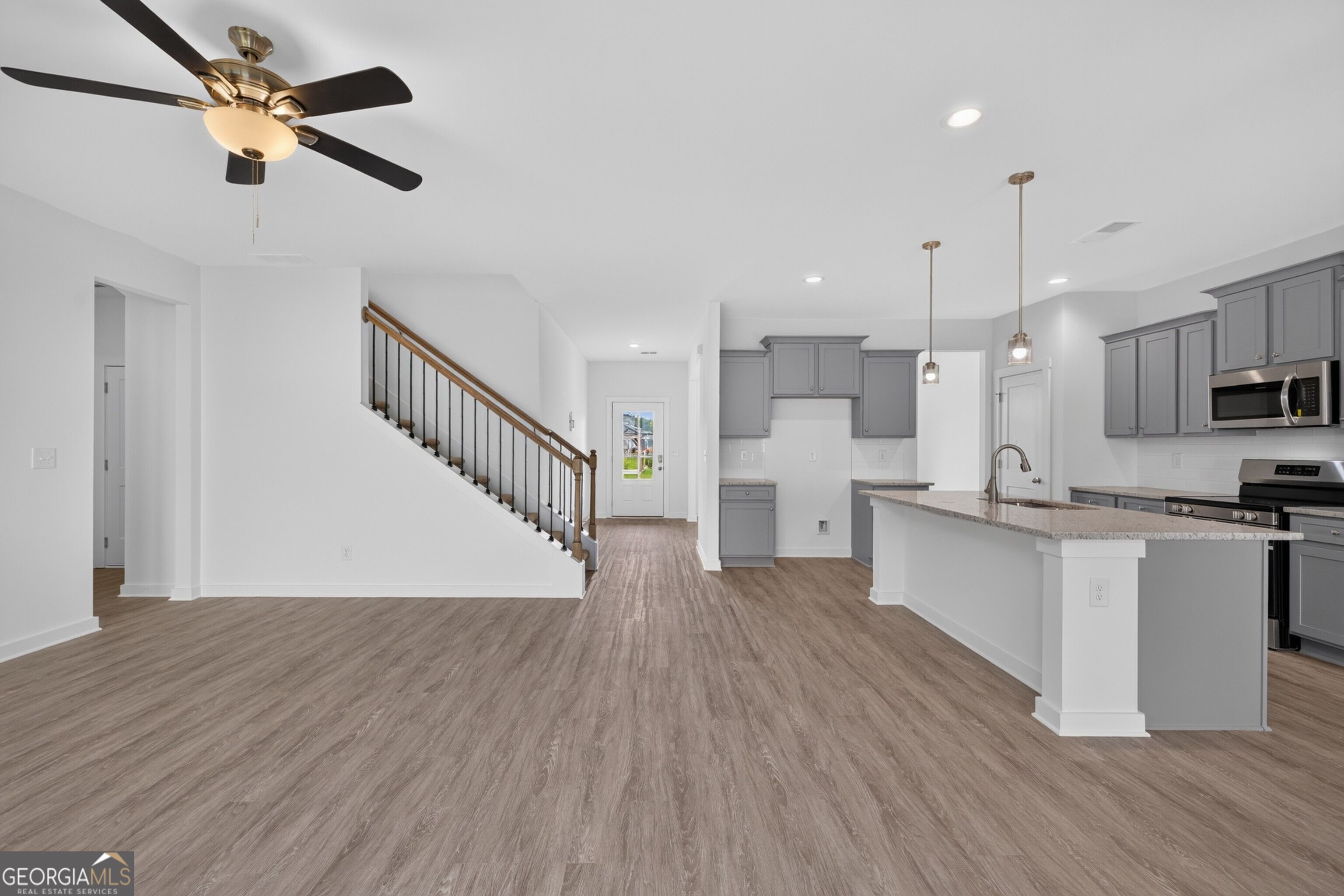 220 Ruby Robin Road