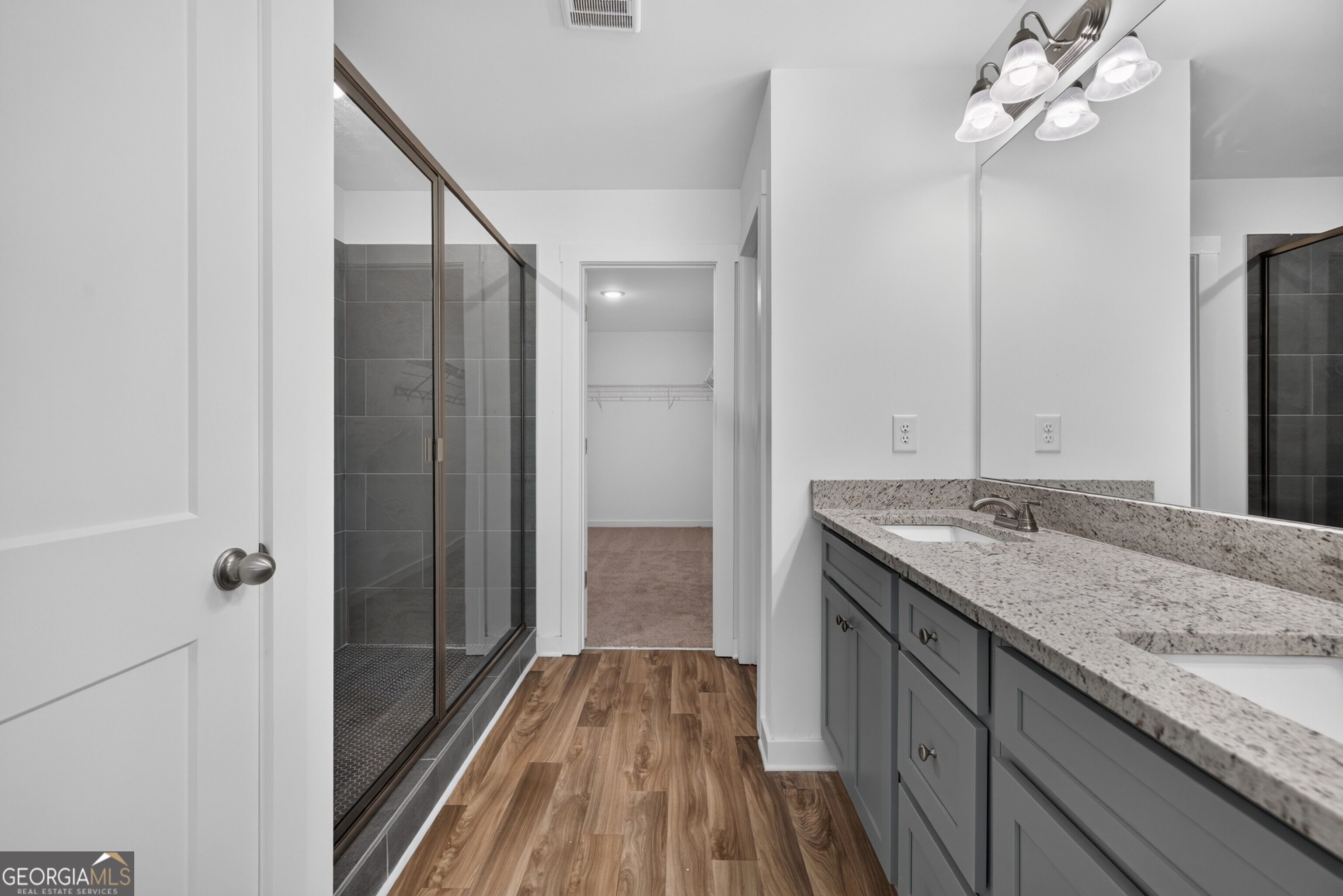 220 Ruby Robin Road
