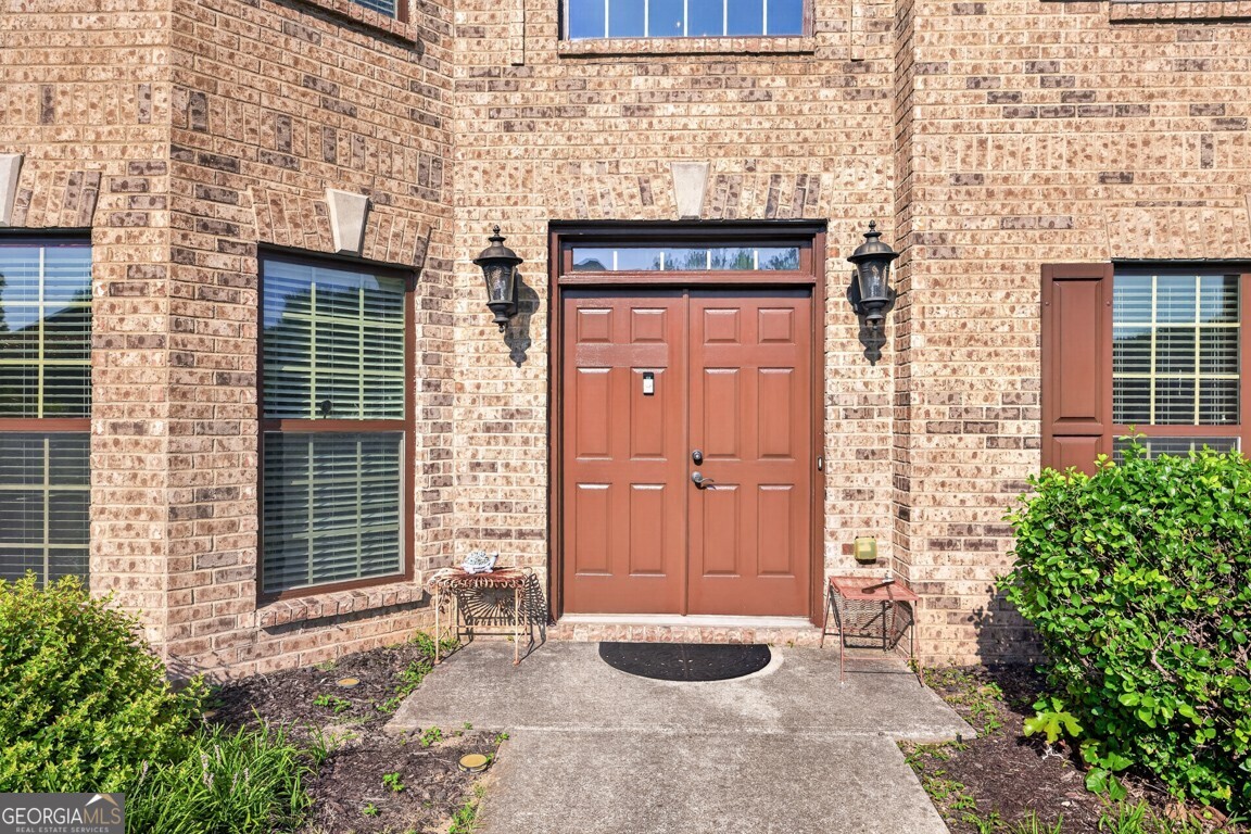 1543 Navigator Circle NE