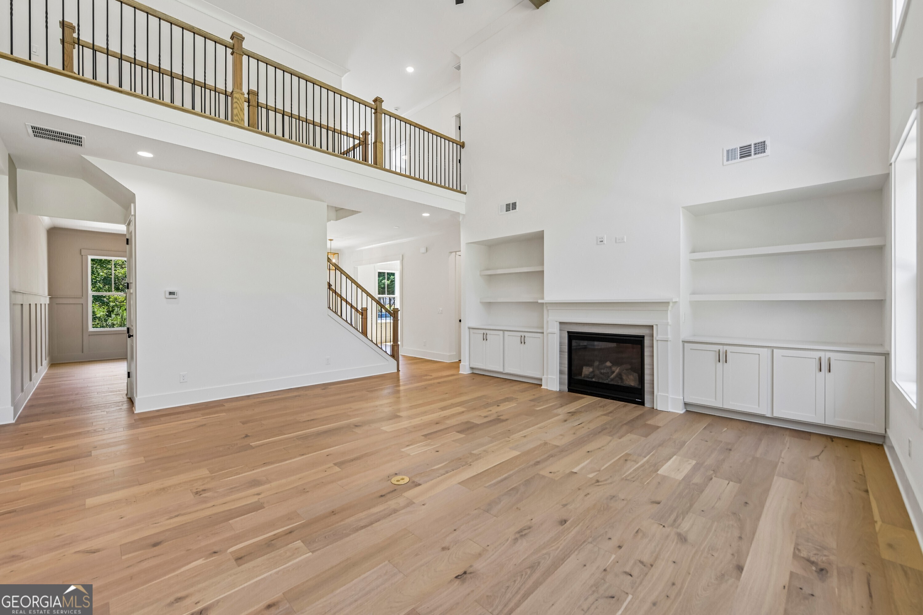 9155 Greenway Court