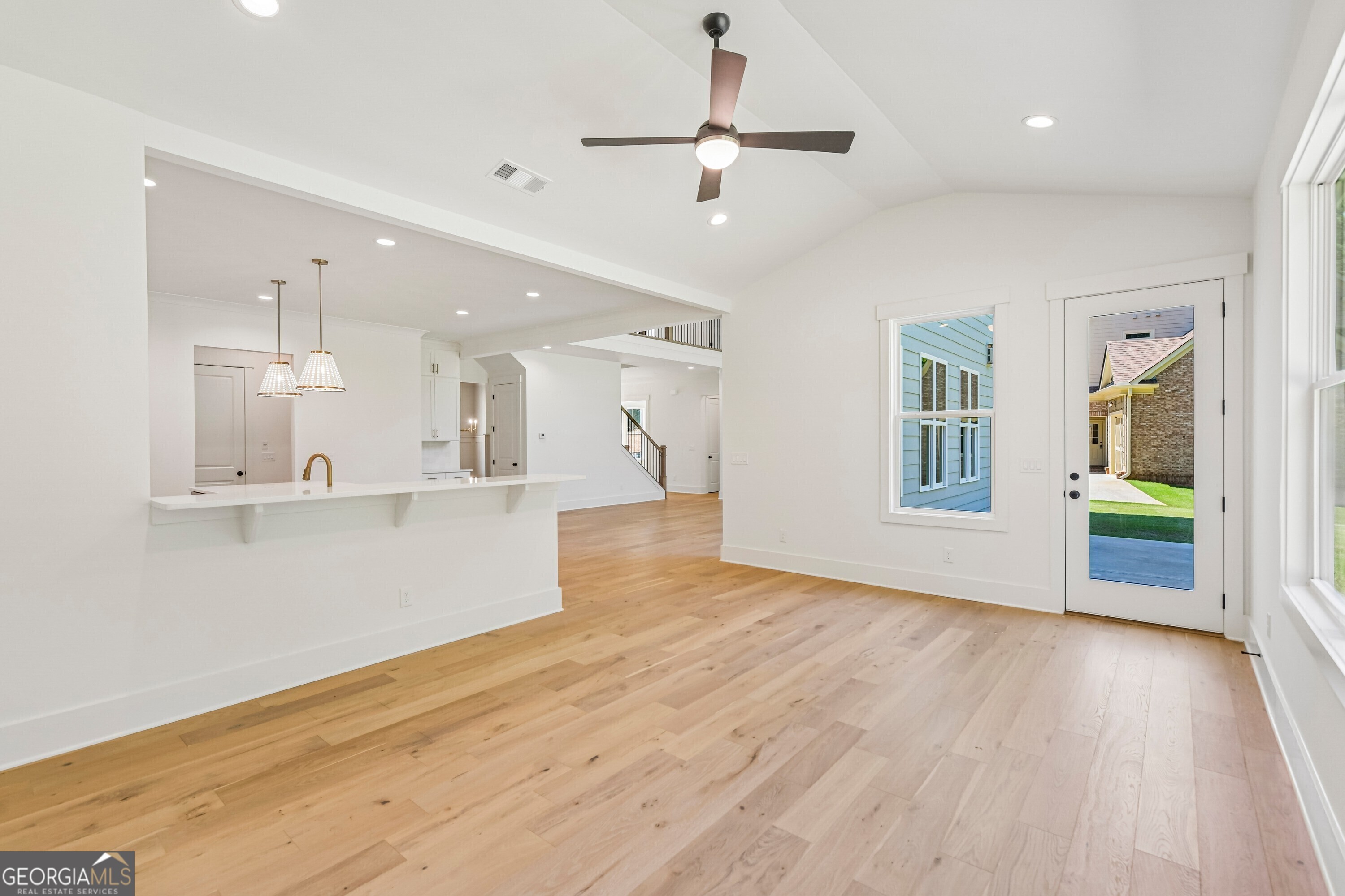 9155 Greenway Court