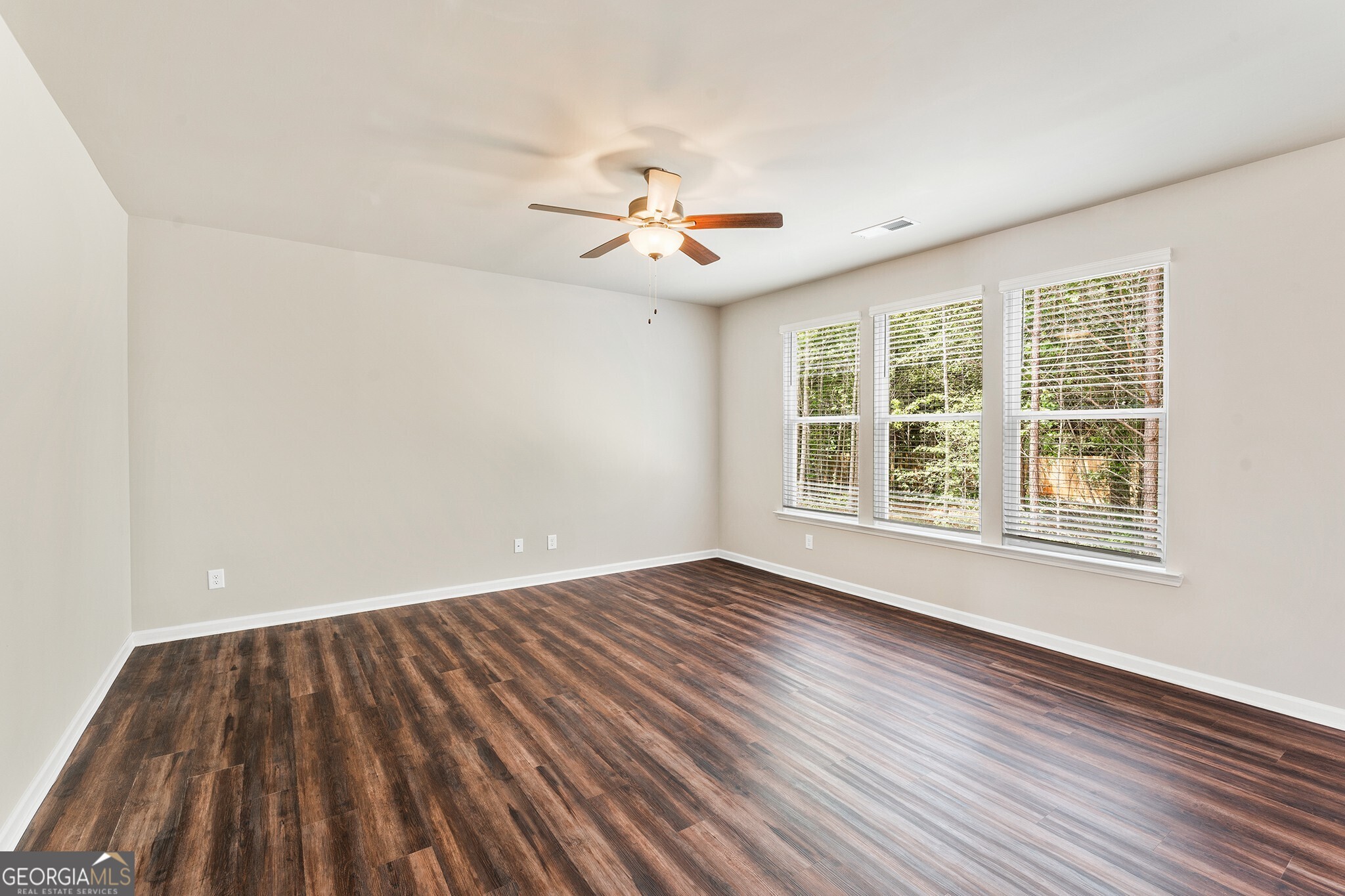 200 Ruby Robin Road