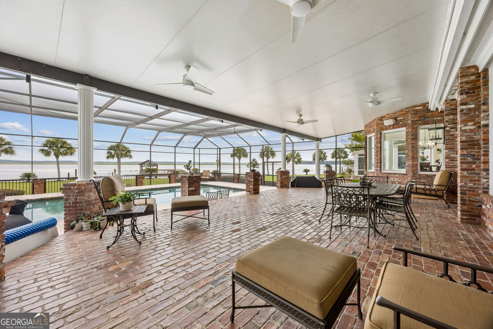 1583 Mush Bluff Road, St. Marys