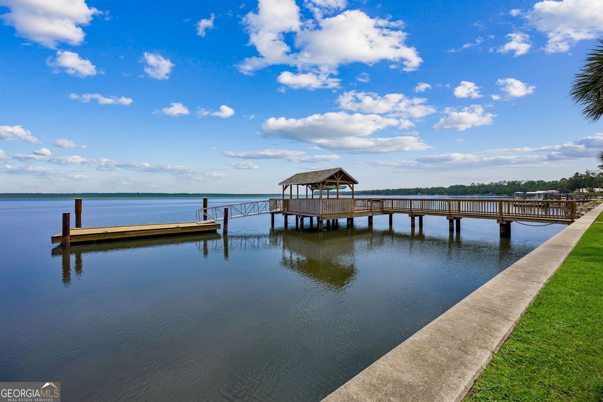1583 Mush Bluff Road, St. Marys