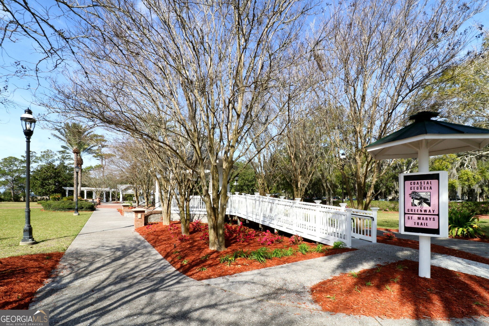 1583 Mush Bluff Road, St. Marys