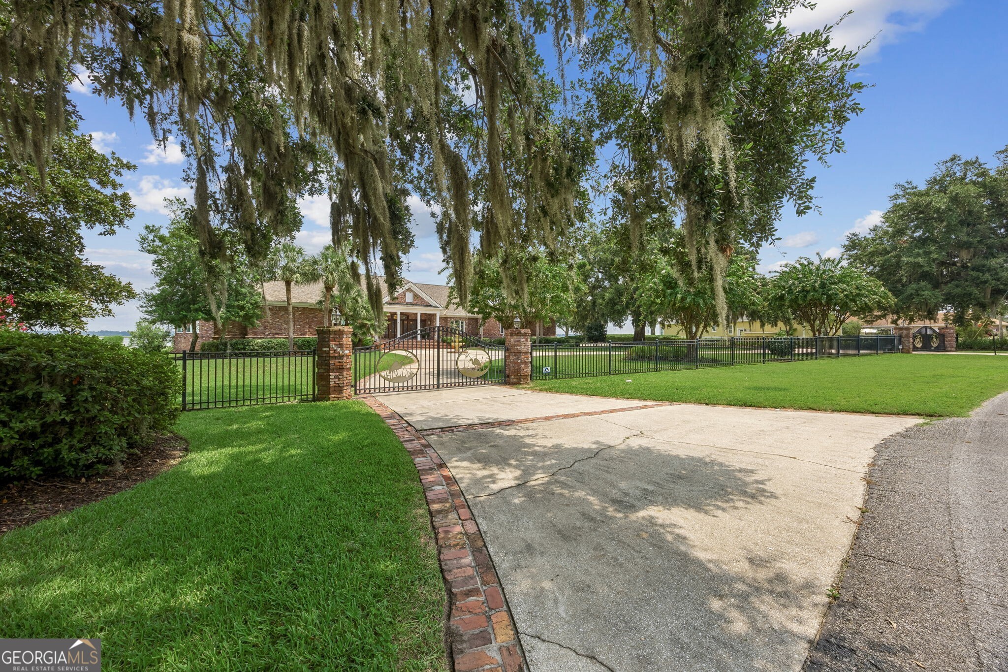 1583 Mush Bluff Road, St. Marys