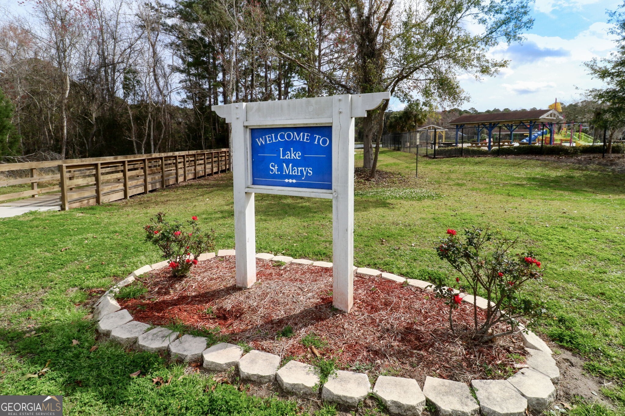 1583 Mush Bluff Road, St. Marys