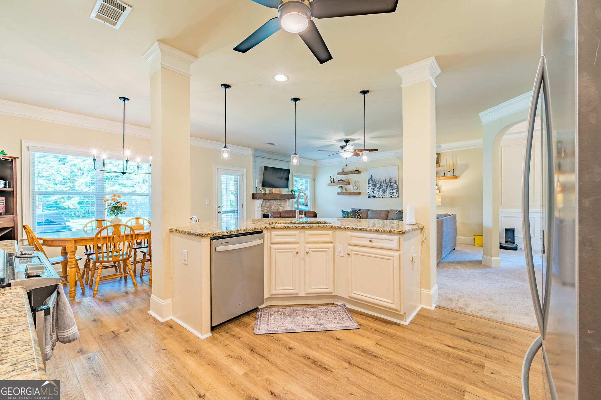 988 Spanish Moss Trail