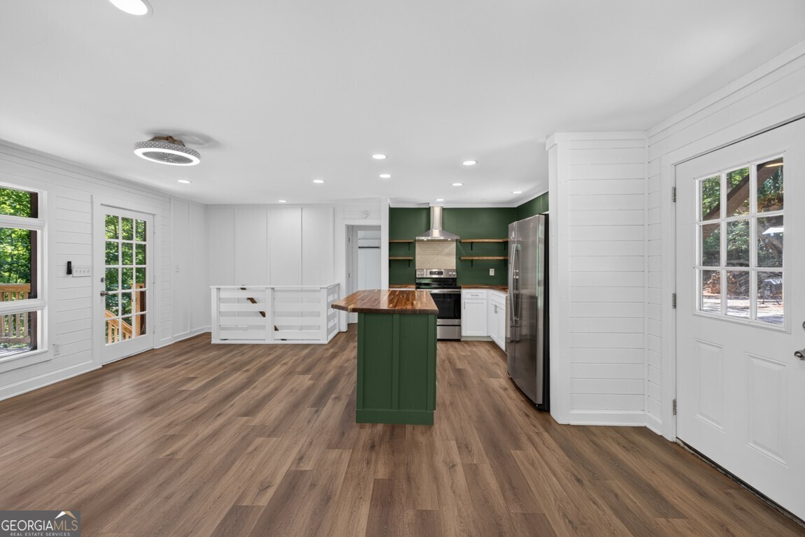 189 Fern Valley Road