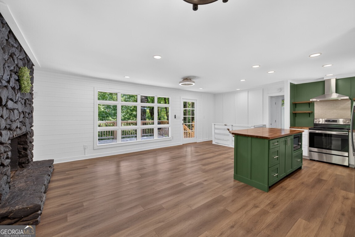 189 Fern Valley Road