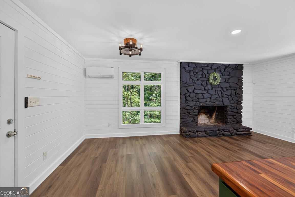 189 Fern Valley Road