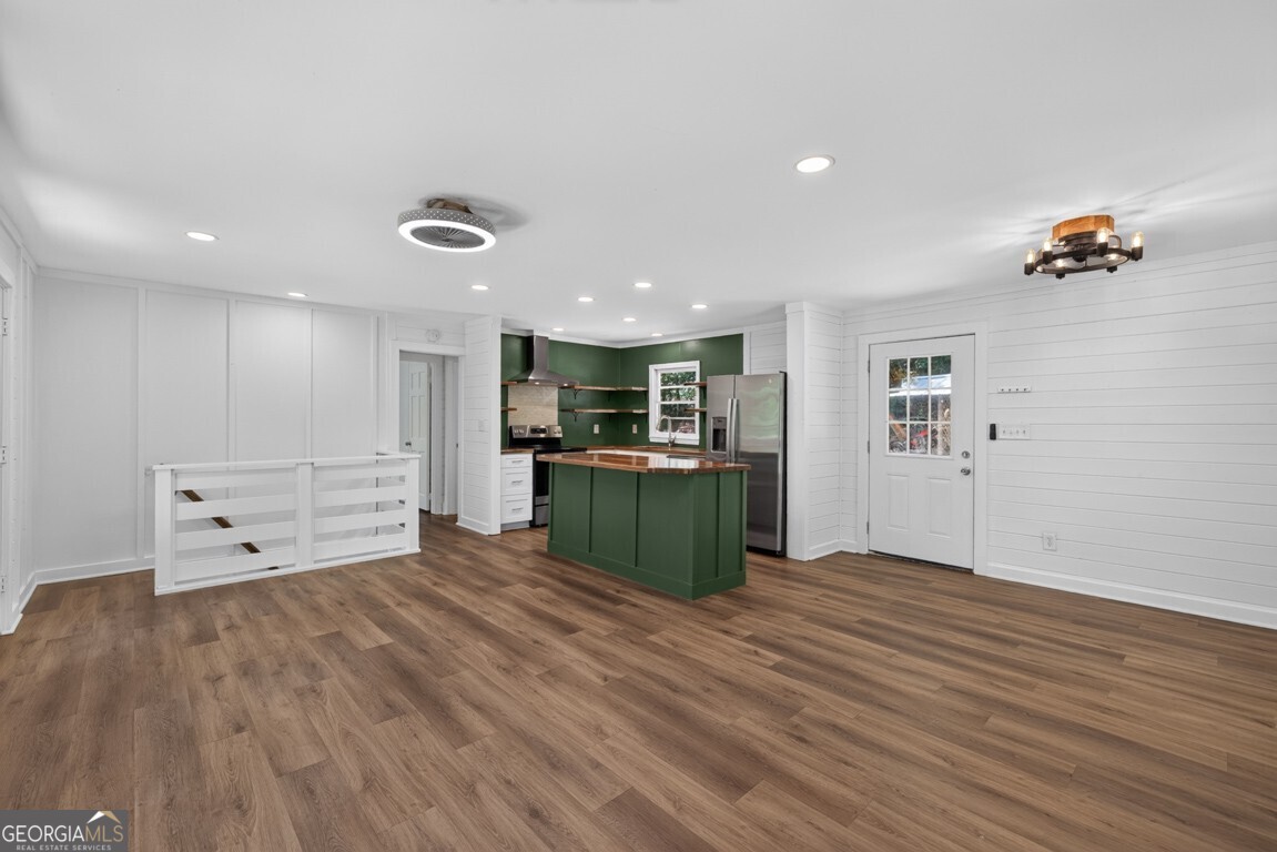 189 Fern Valley Road