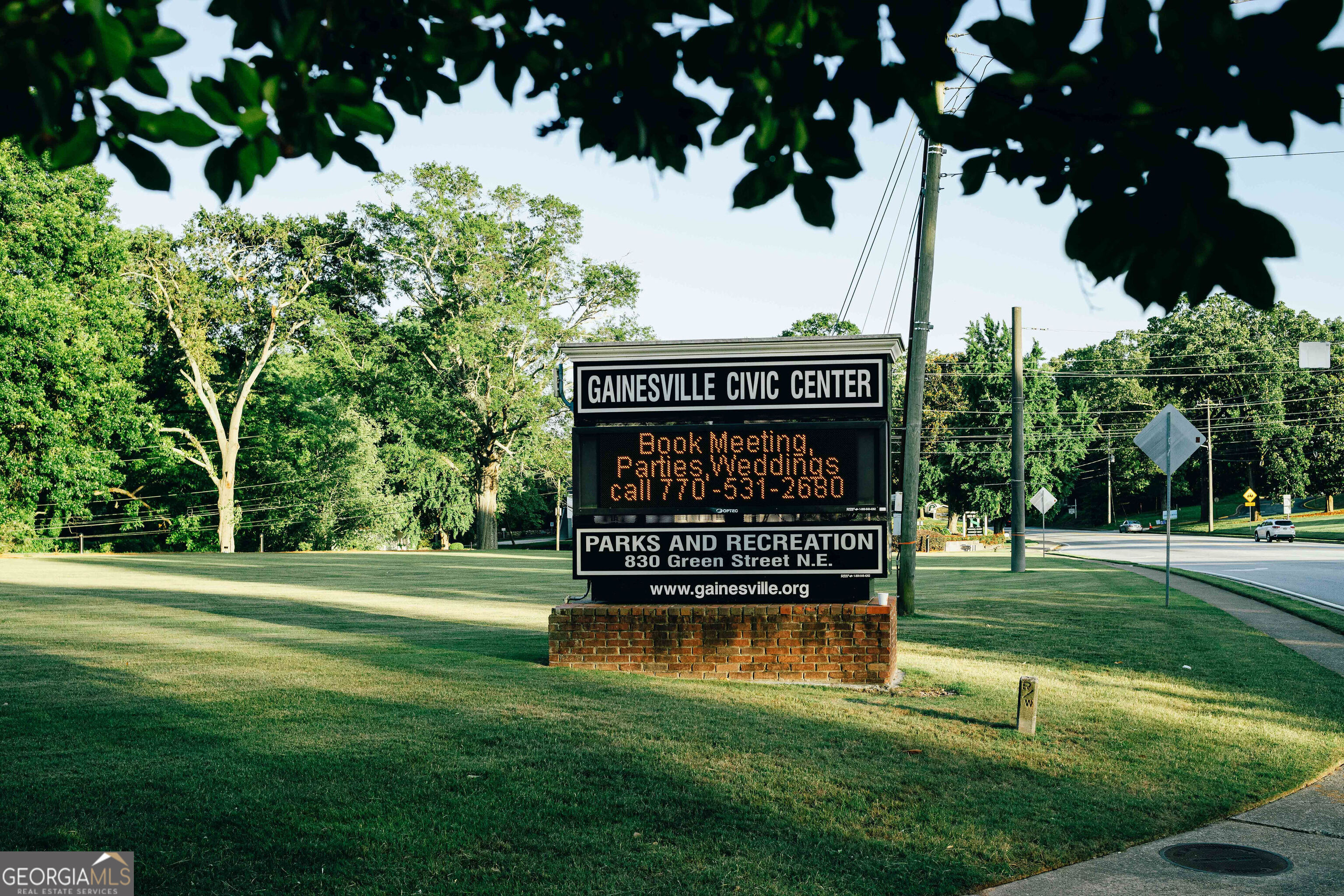 4230 Oak View Lane