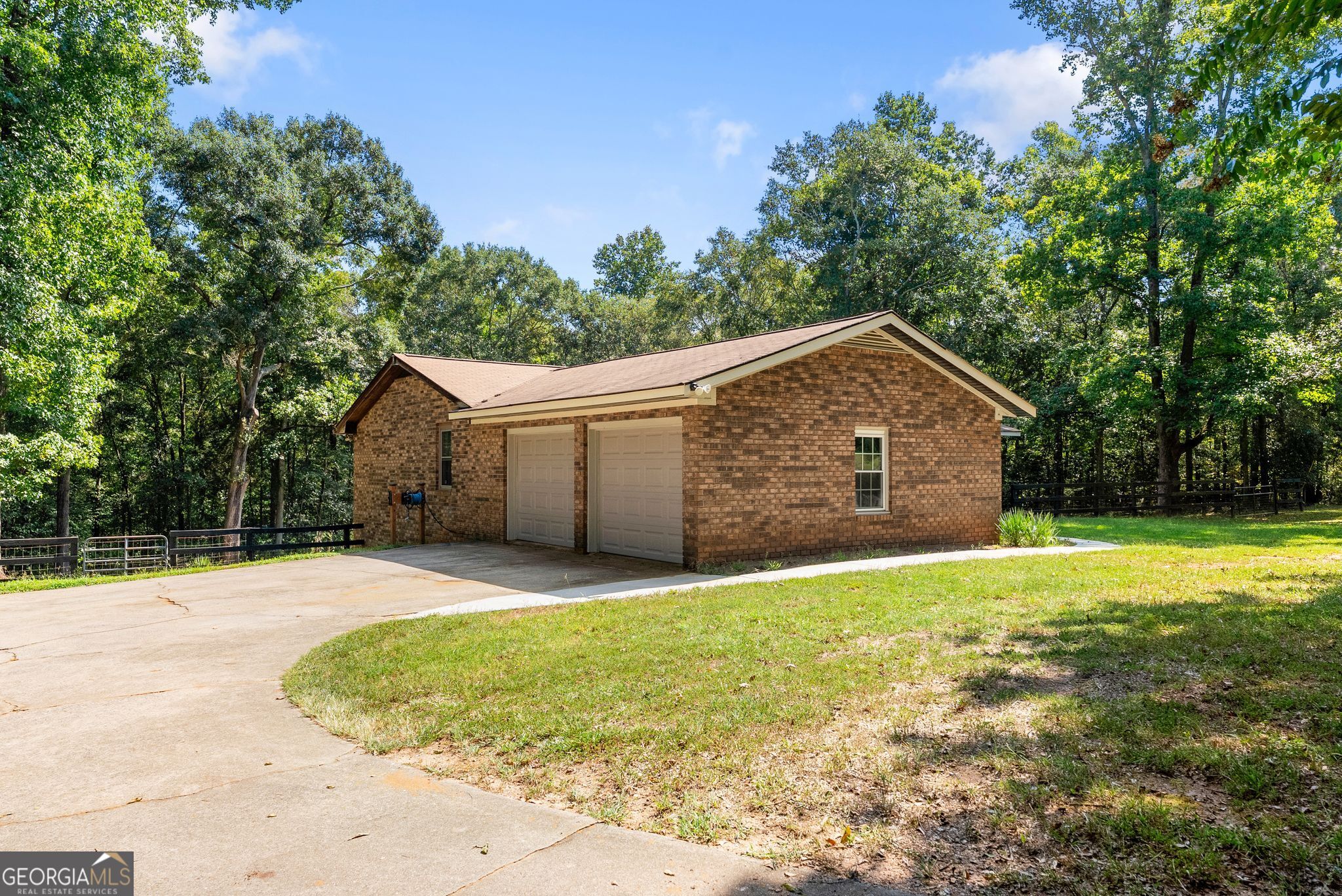 1556 Fred Goss Road