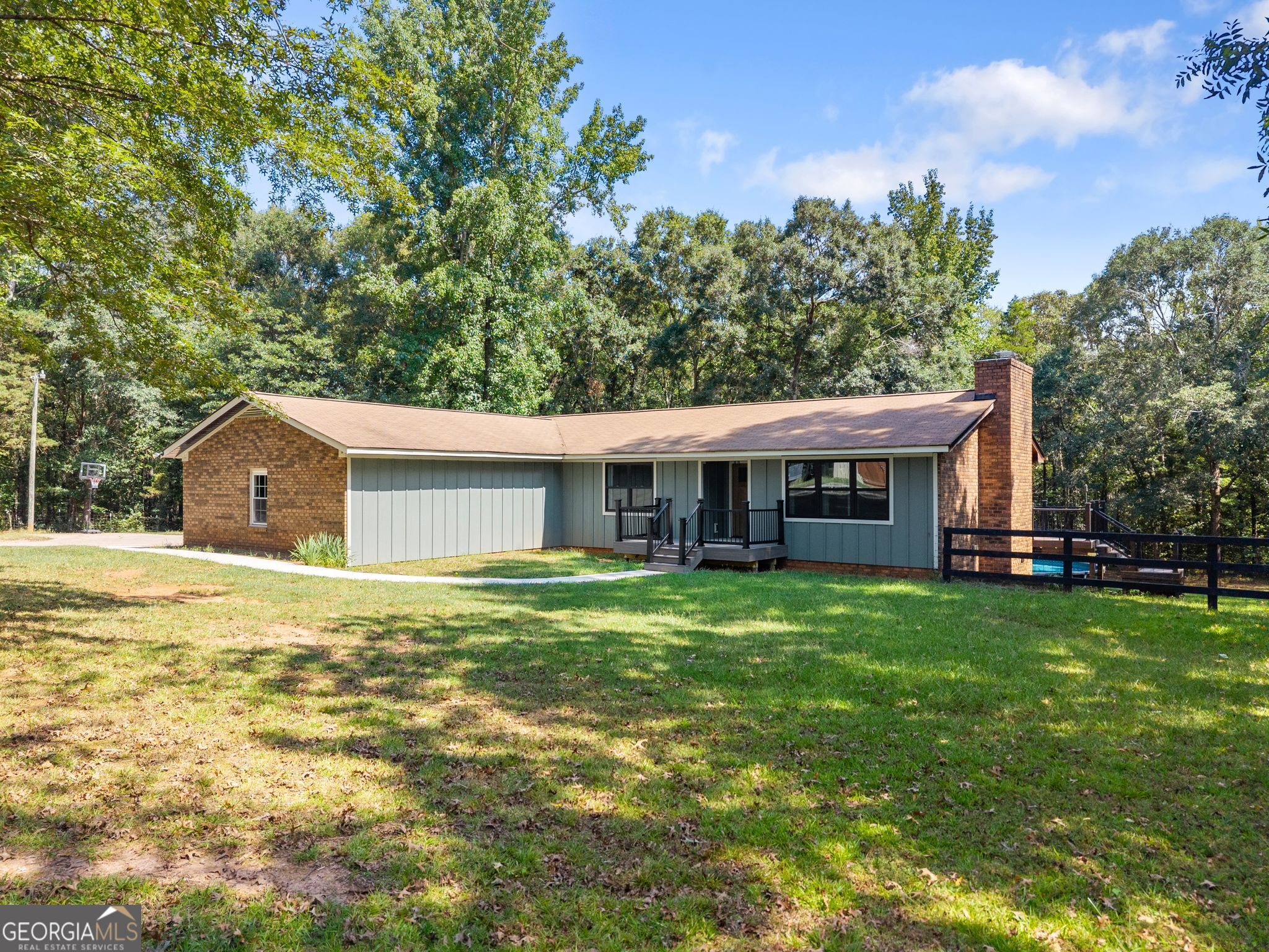 1556 Fred Goss Road