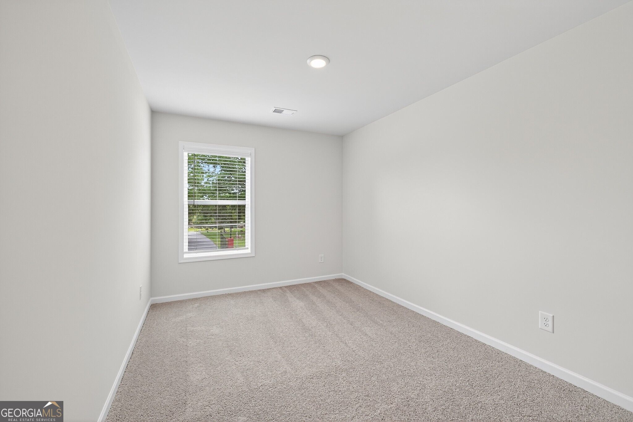 16 Benscot Drive