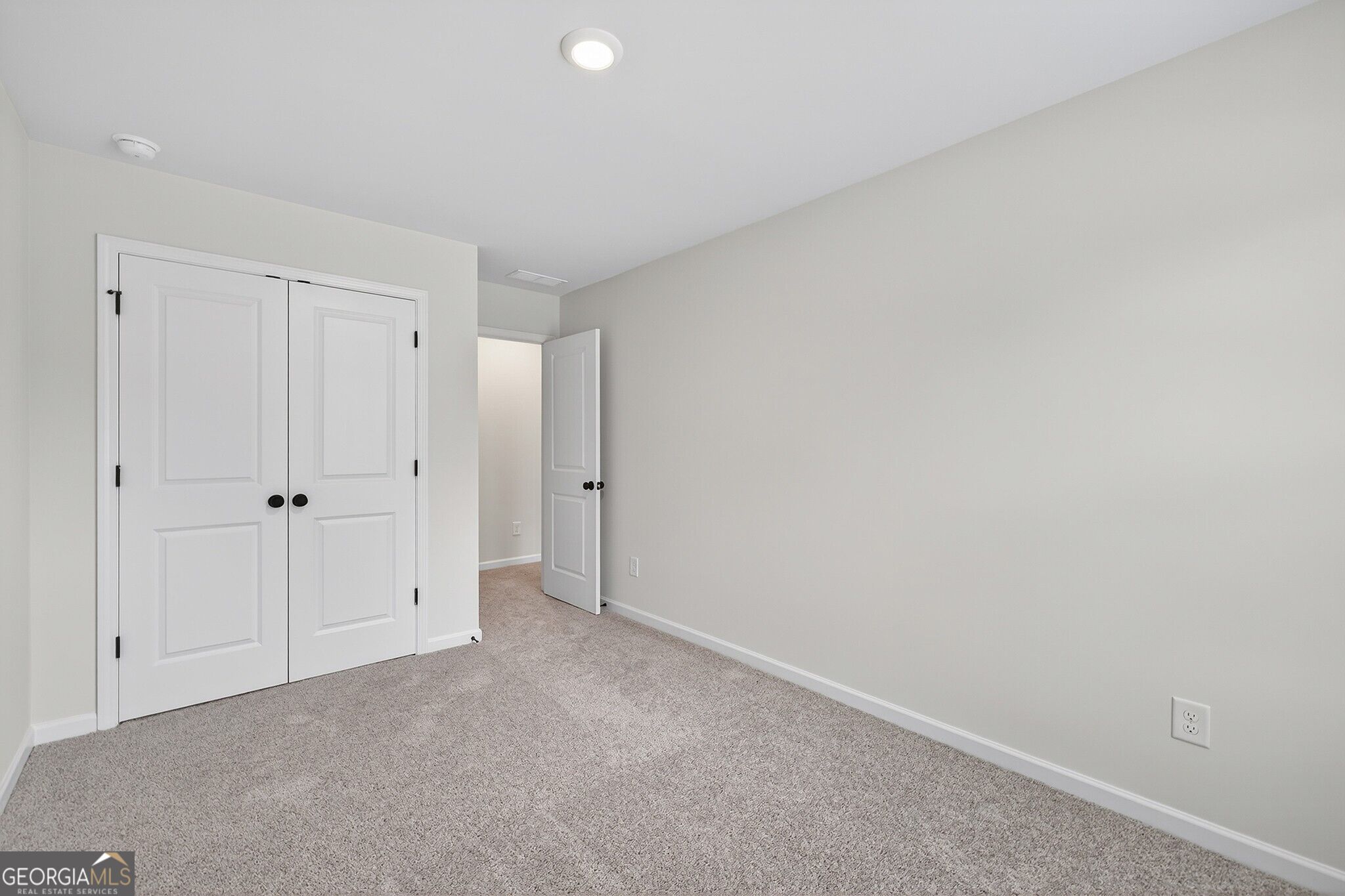 16 Benscot Drive