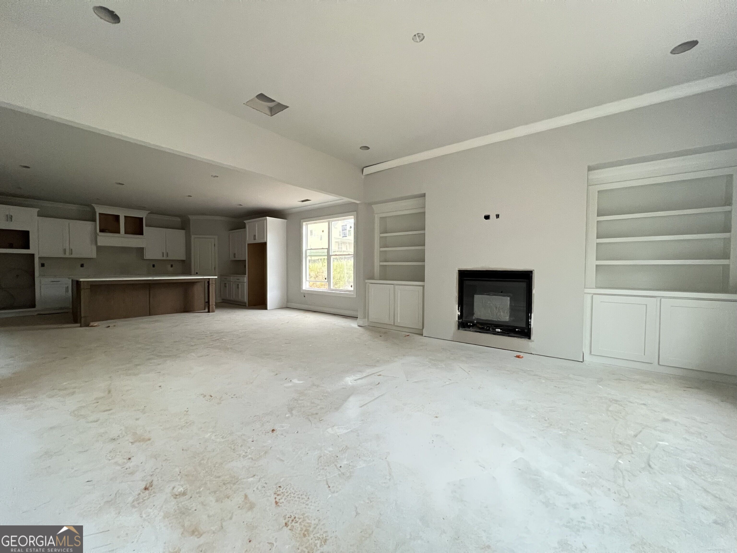5667 Evelyn Lane
