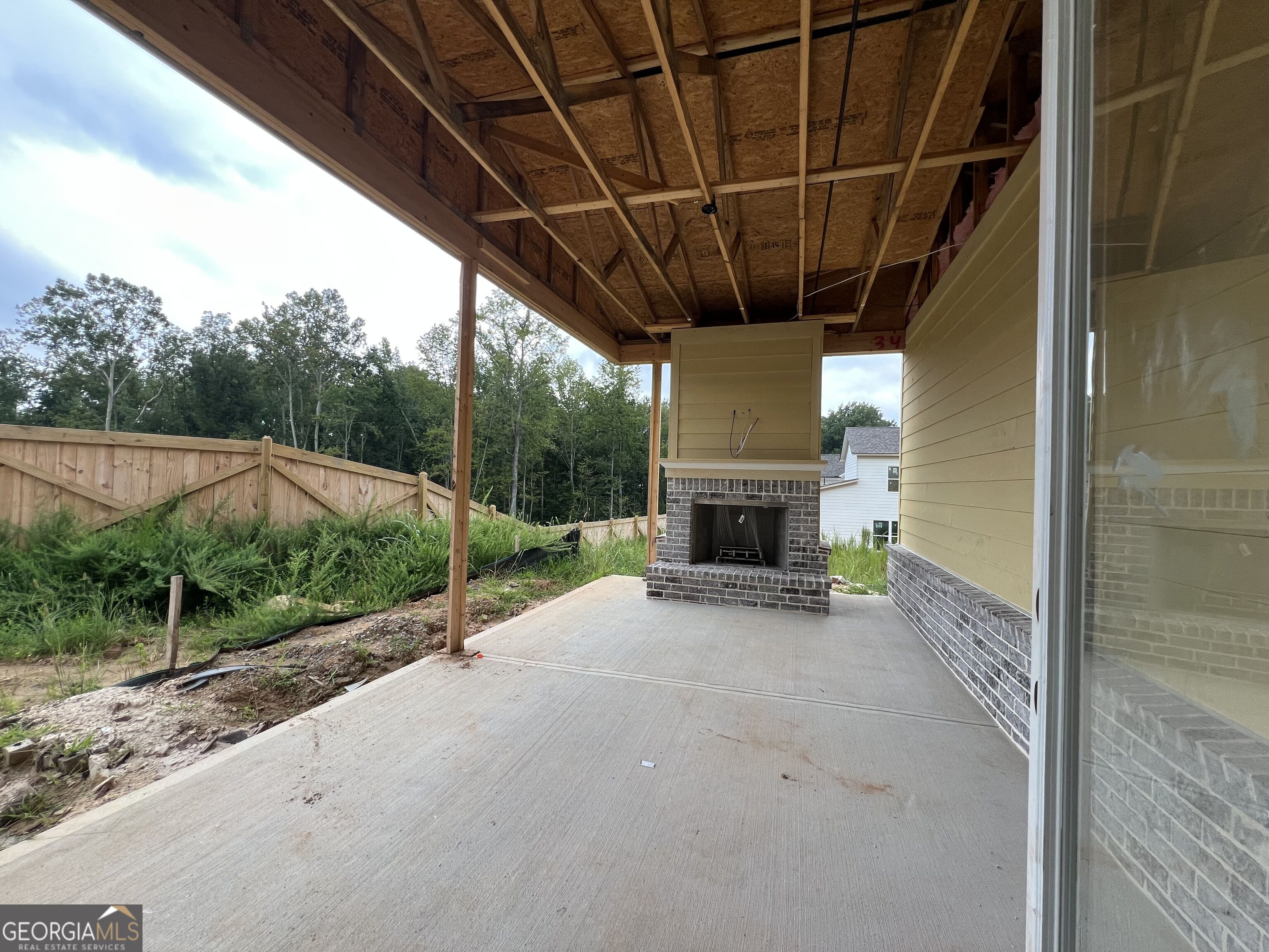 5659 Evelyn Lane