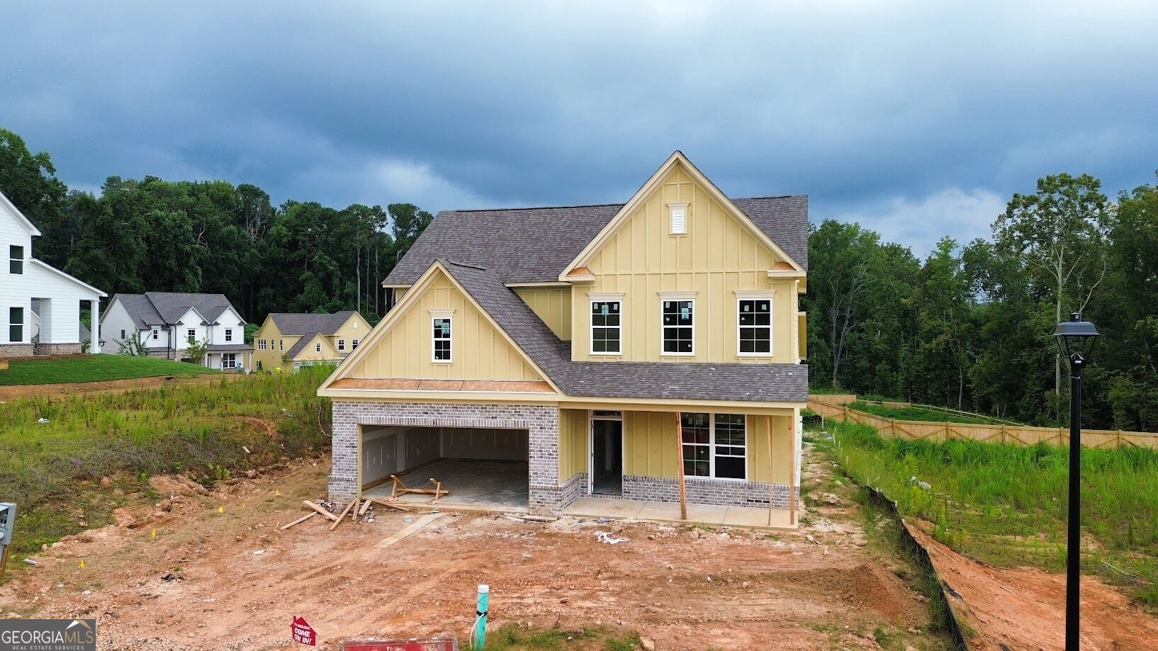 5659 Evelyn Lane