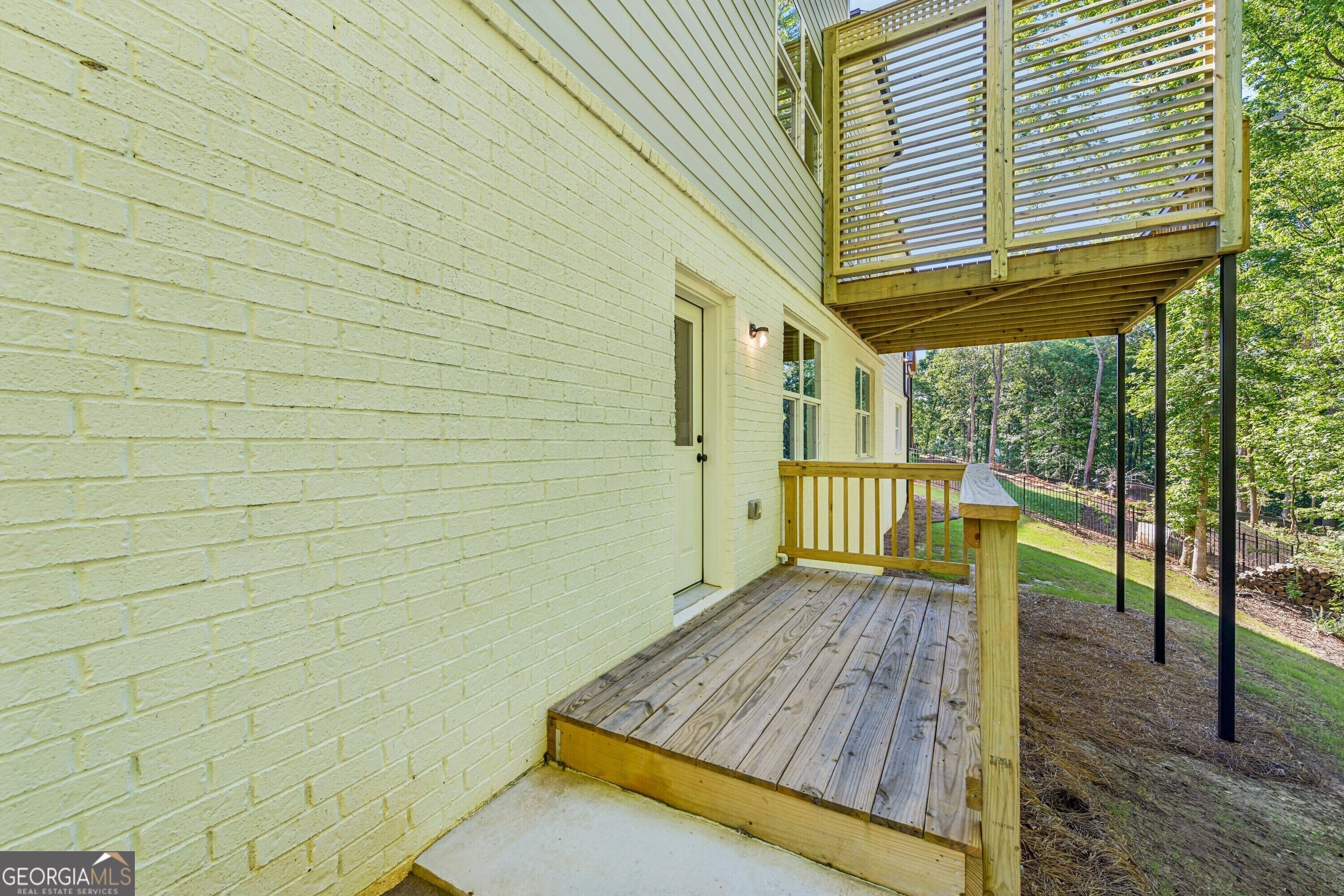 9110 Greenway Court