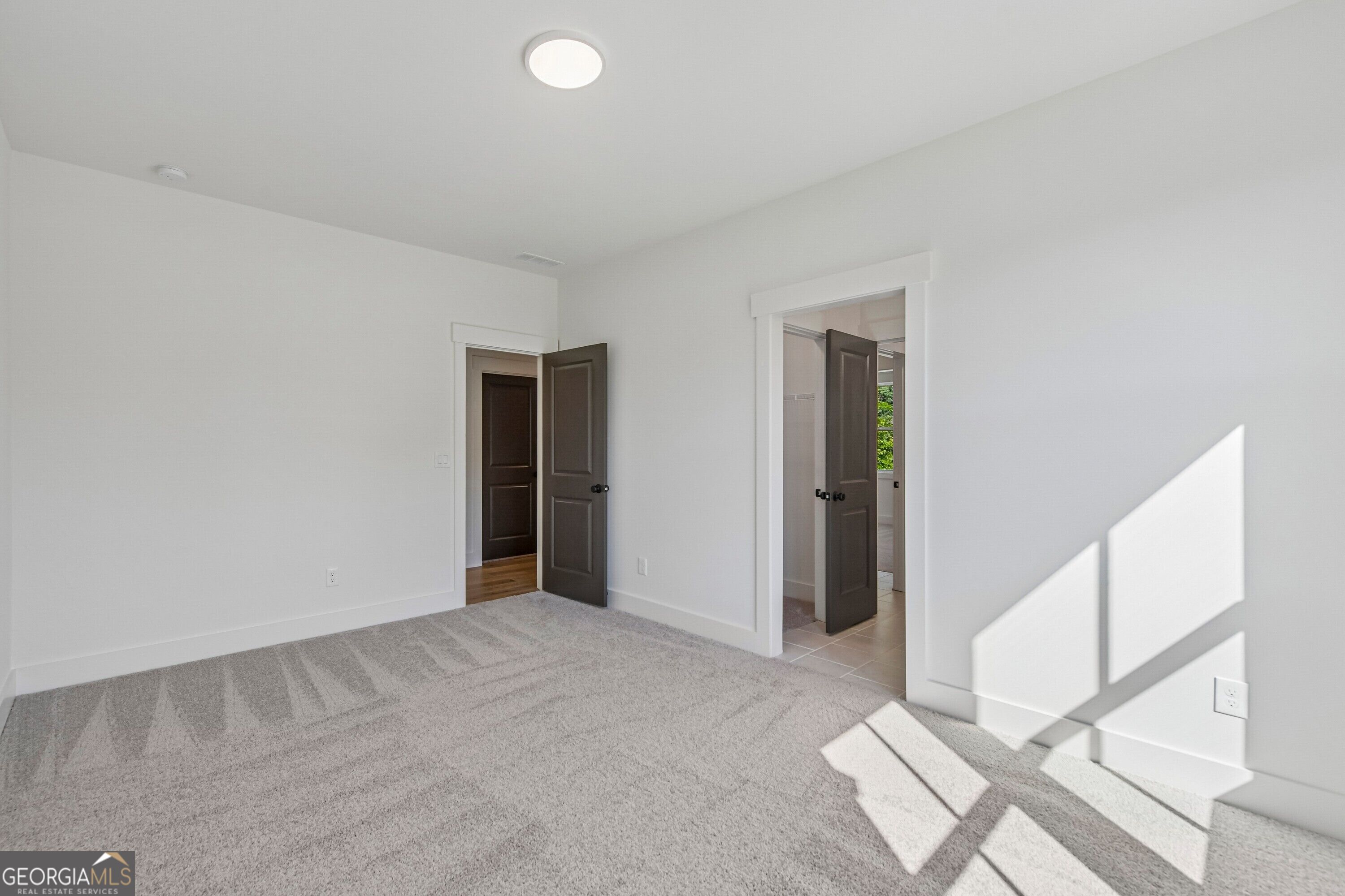 9110 Greenway Court