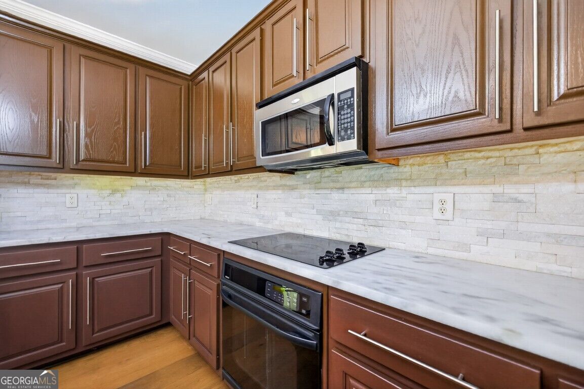 1211 Turtle Creek Court