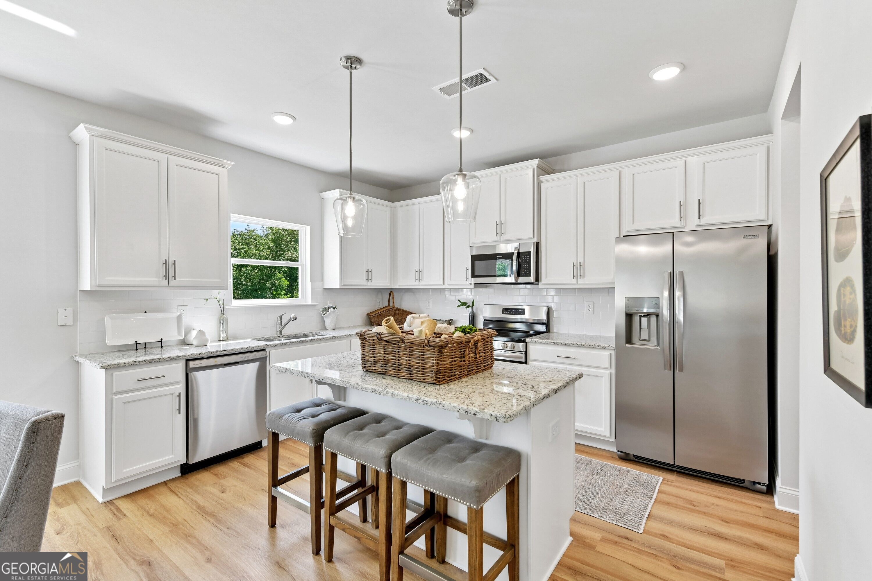 145 Greenview Court