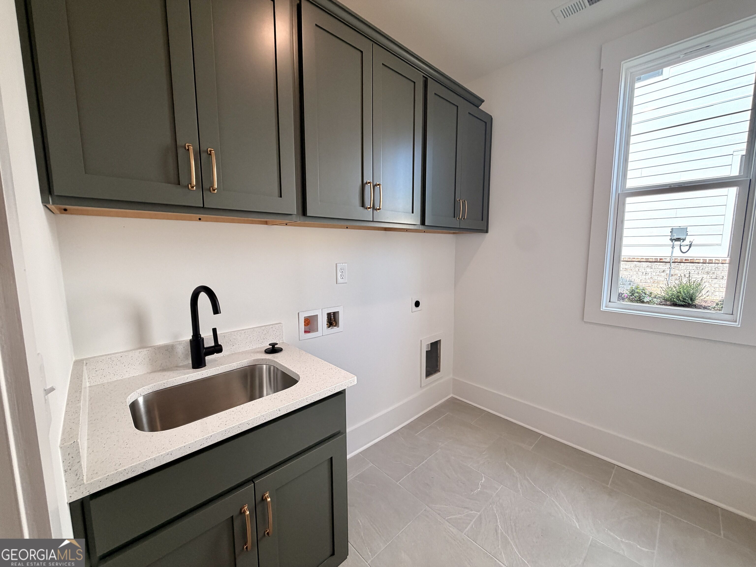 5595 Meadowstone Walk