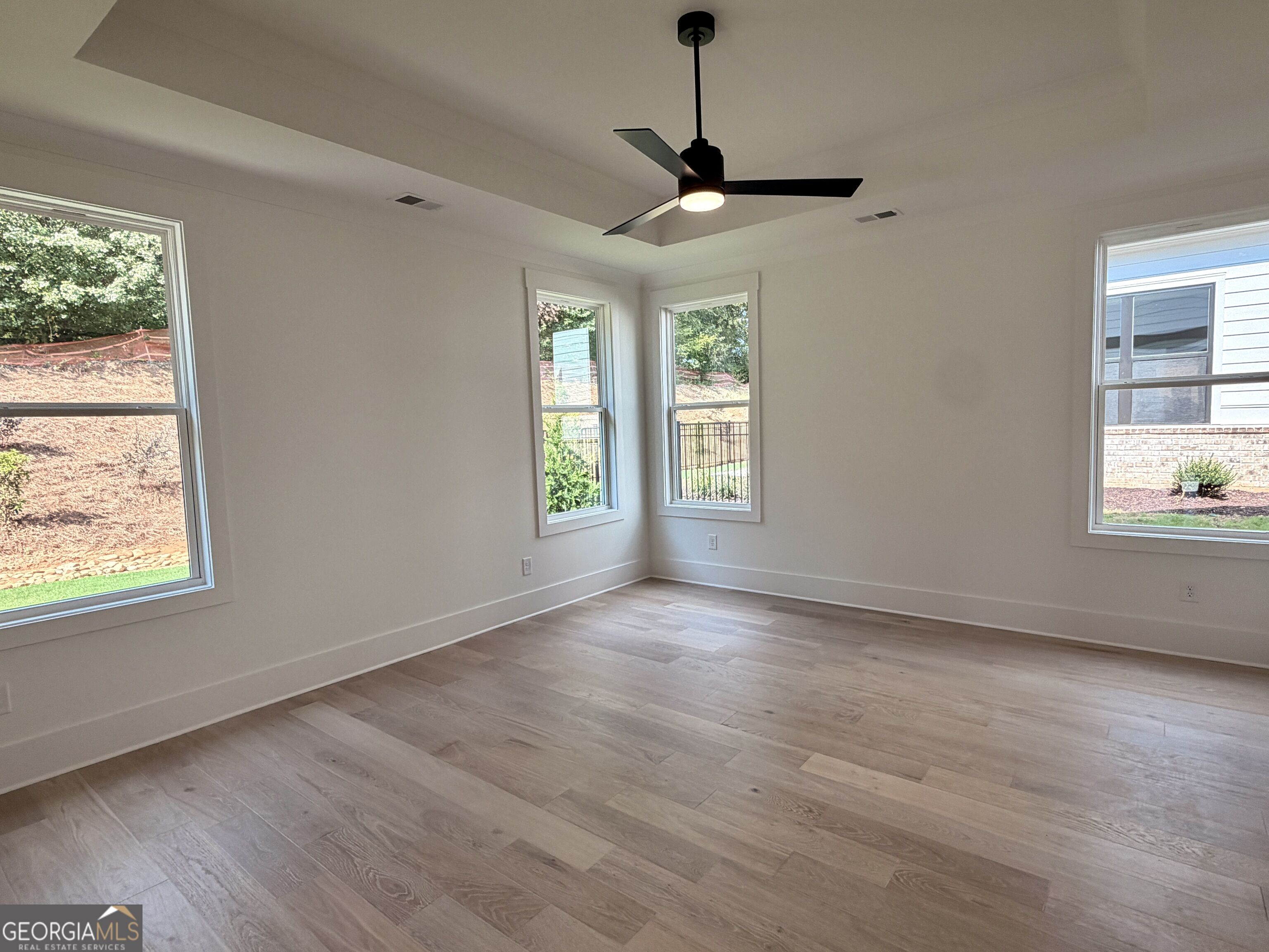 5595 Meadowstone Walk