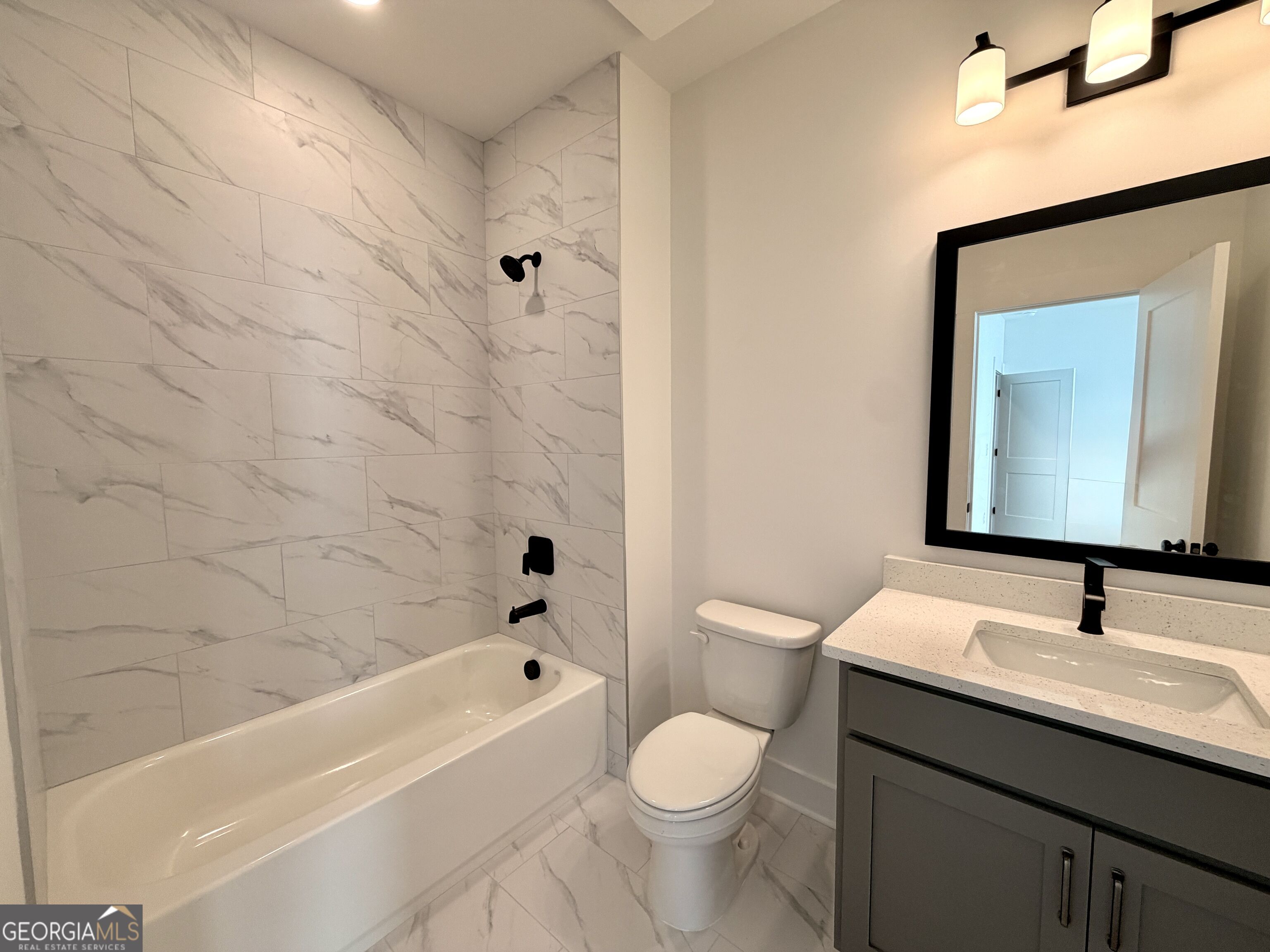 5595 Meadowstone Walk
