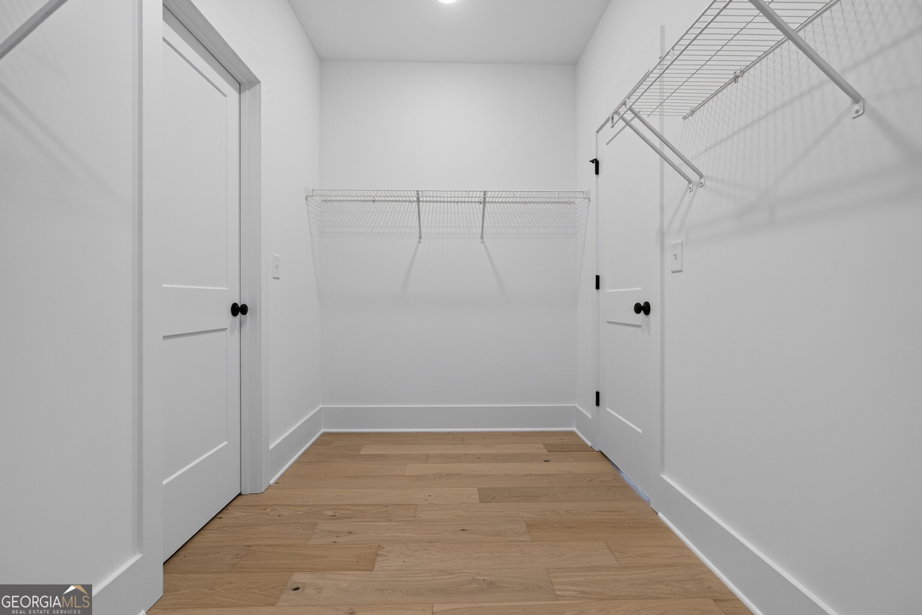 5591 Meadowstone Walk
