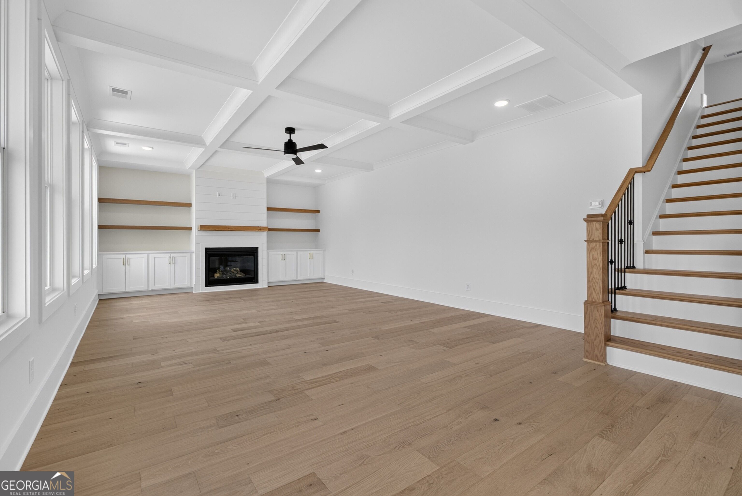 5591 Meadowstone Walk