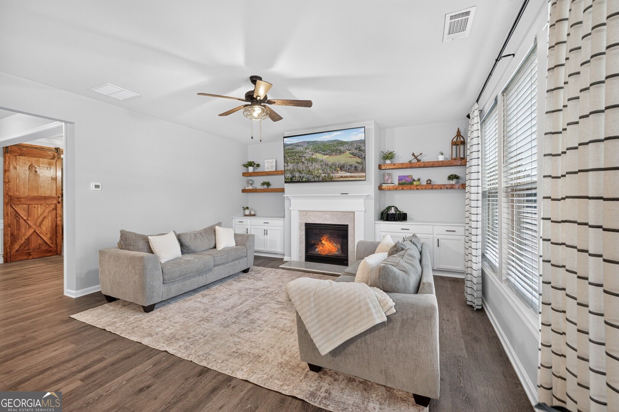 1908 Lakeview Bend Way