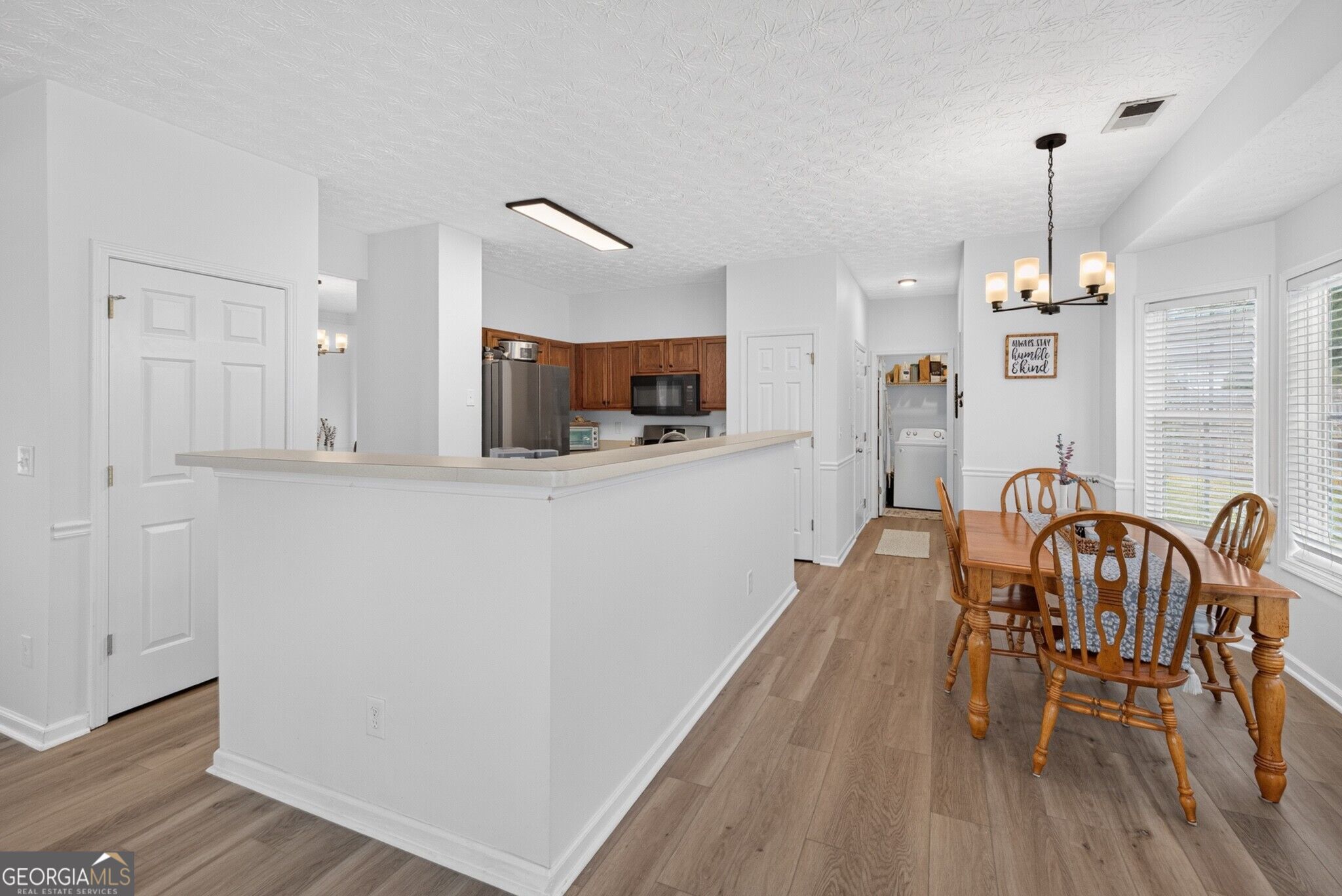 909 Milton Circle