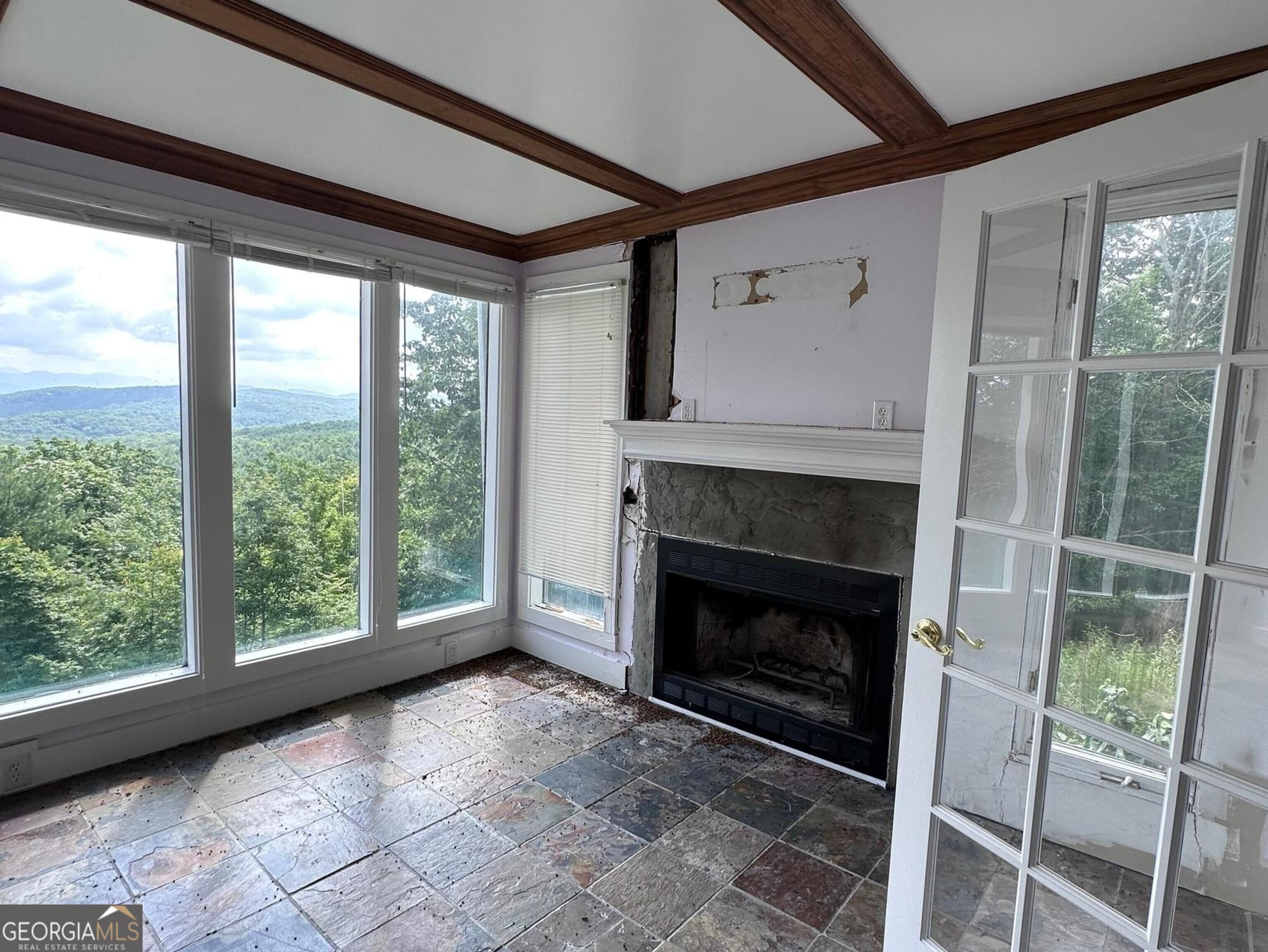 839 Enchanting Circle