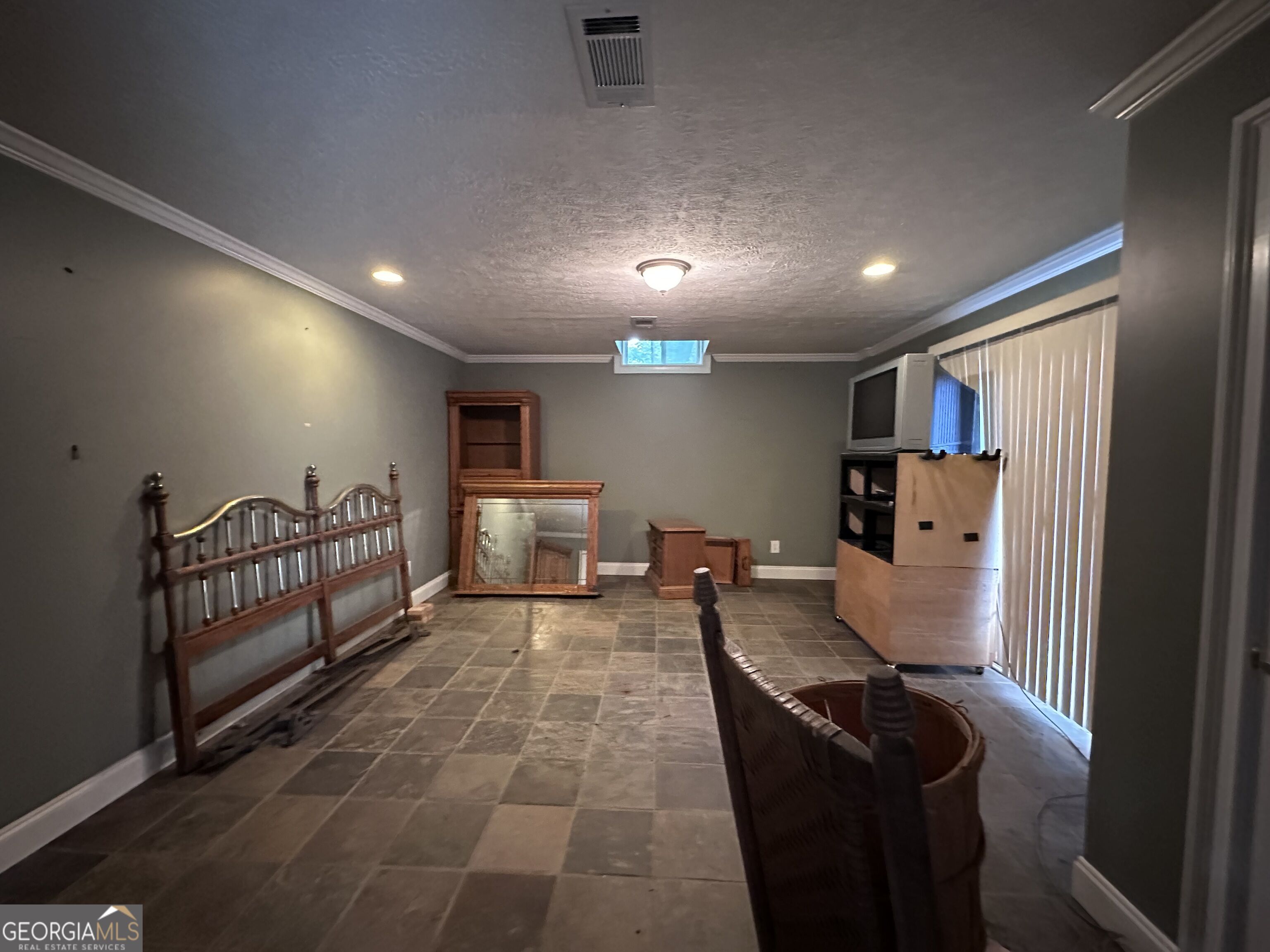 839 Enchanting Circle