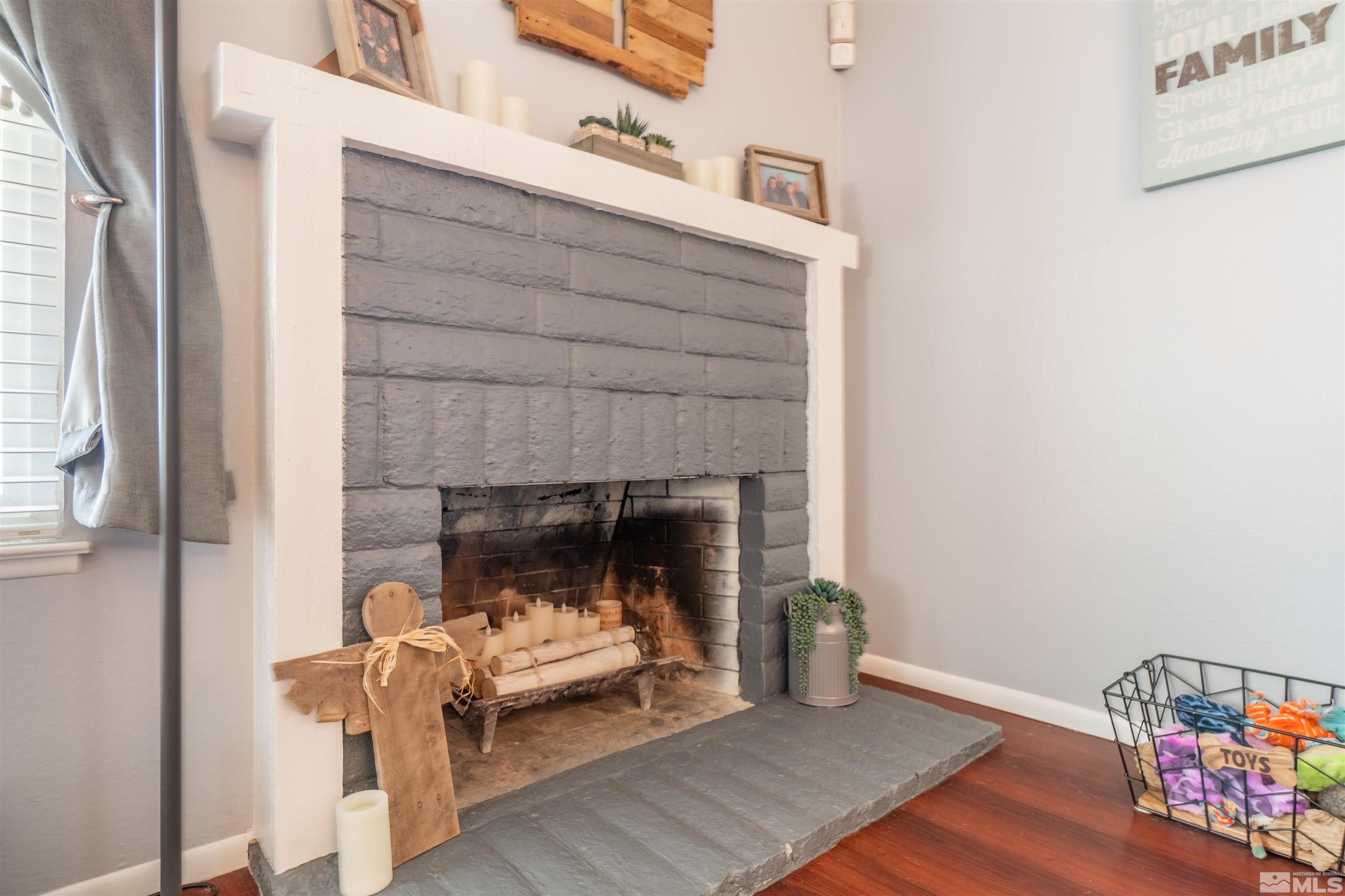 865 Glen Molly Drive