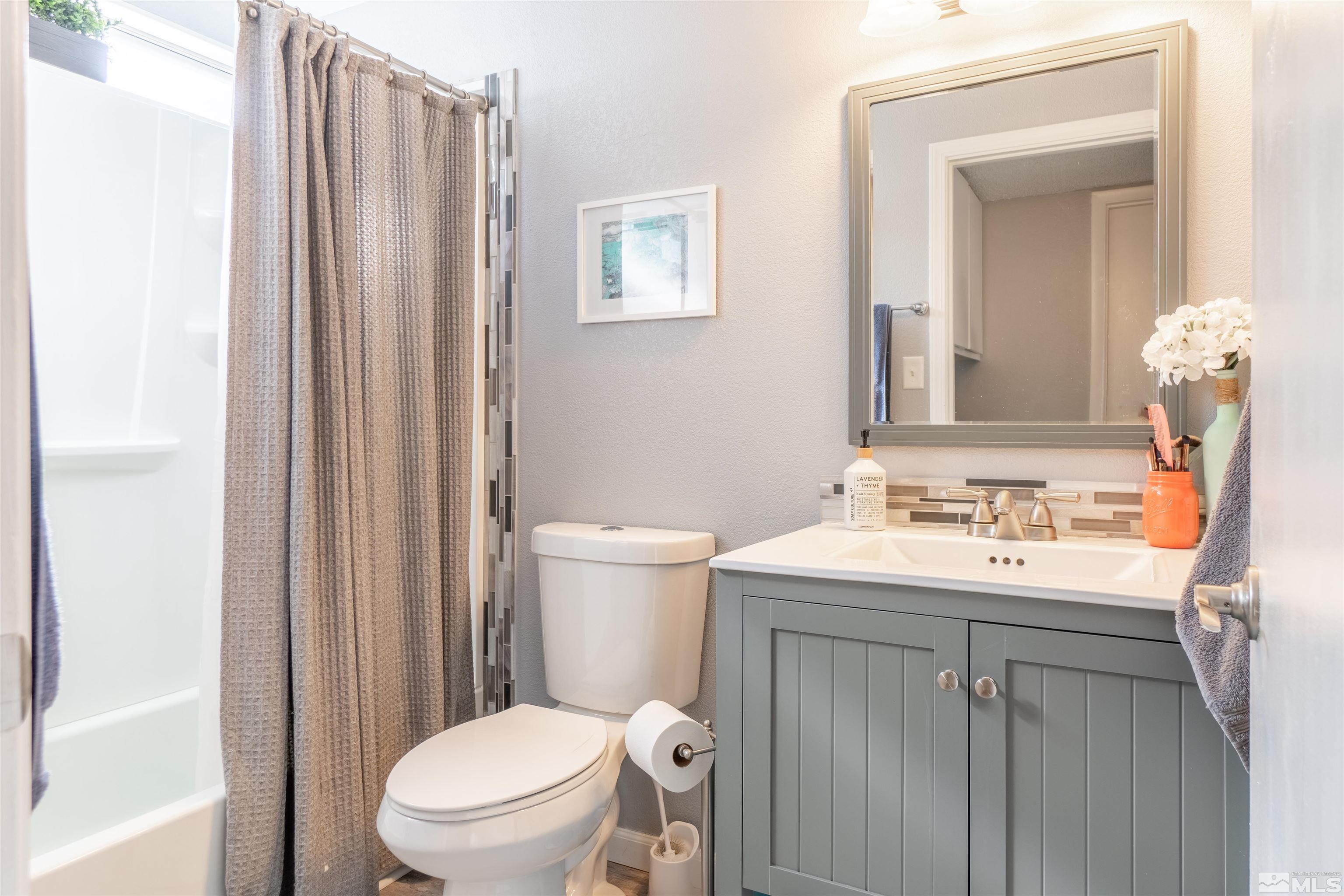 865 Glen Molly Drive