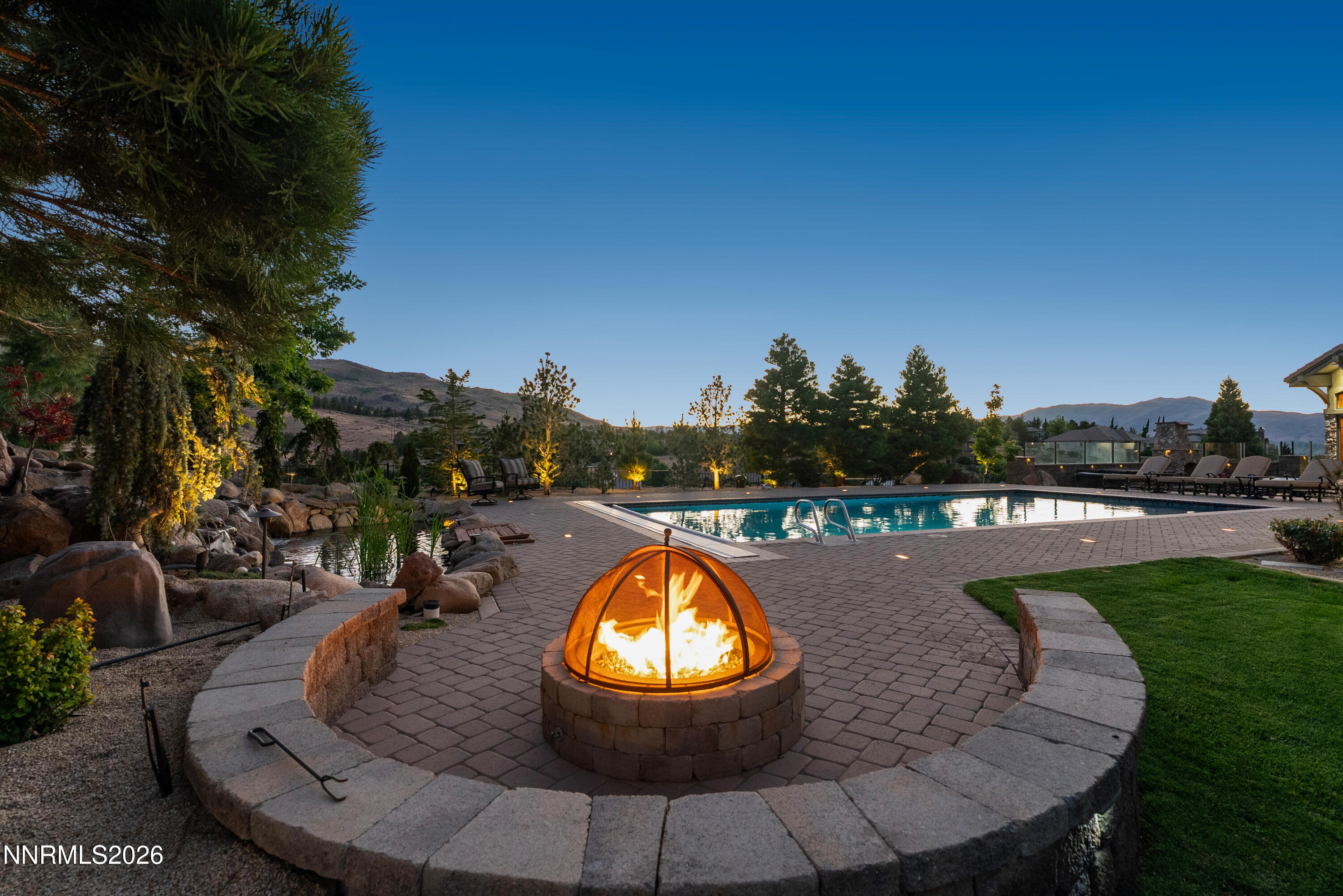 4816 Piney Woods Court