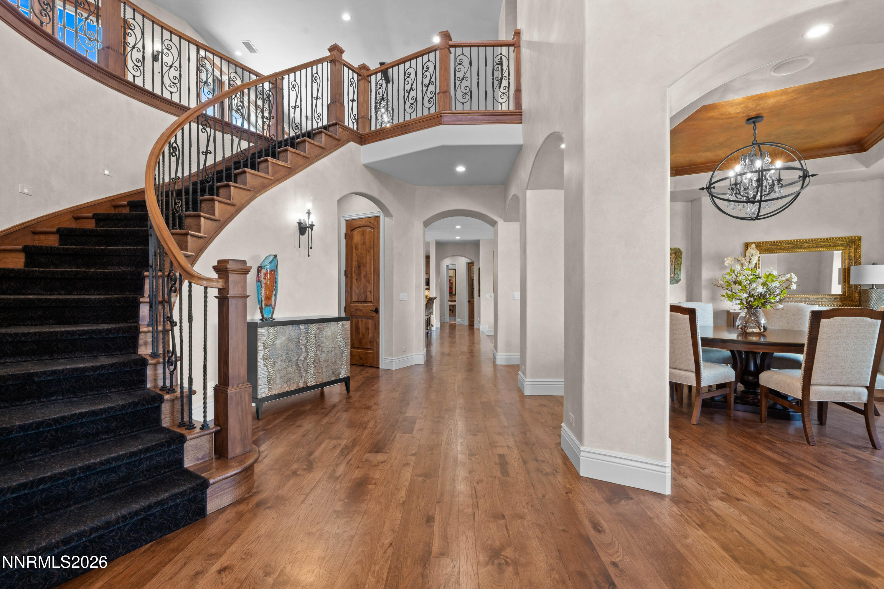 4816 Piney Woods Court