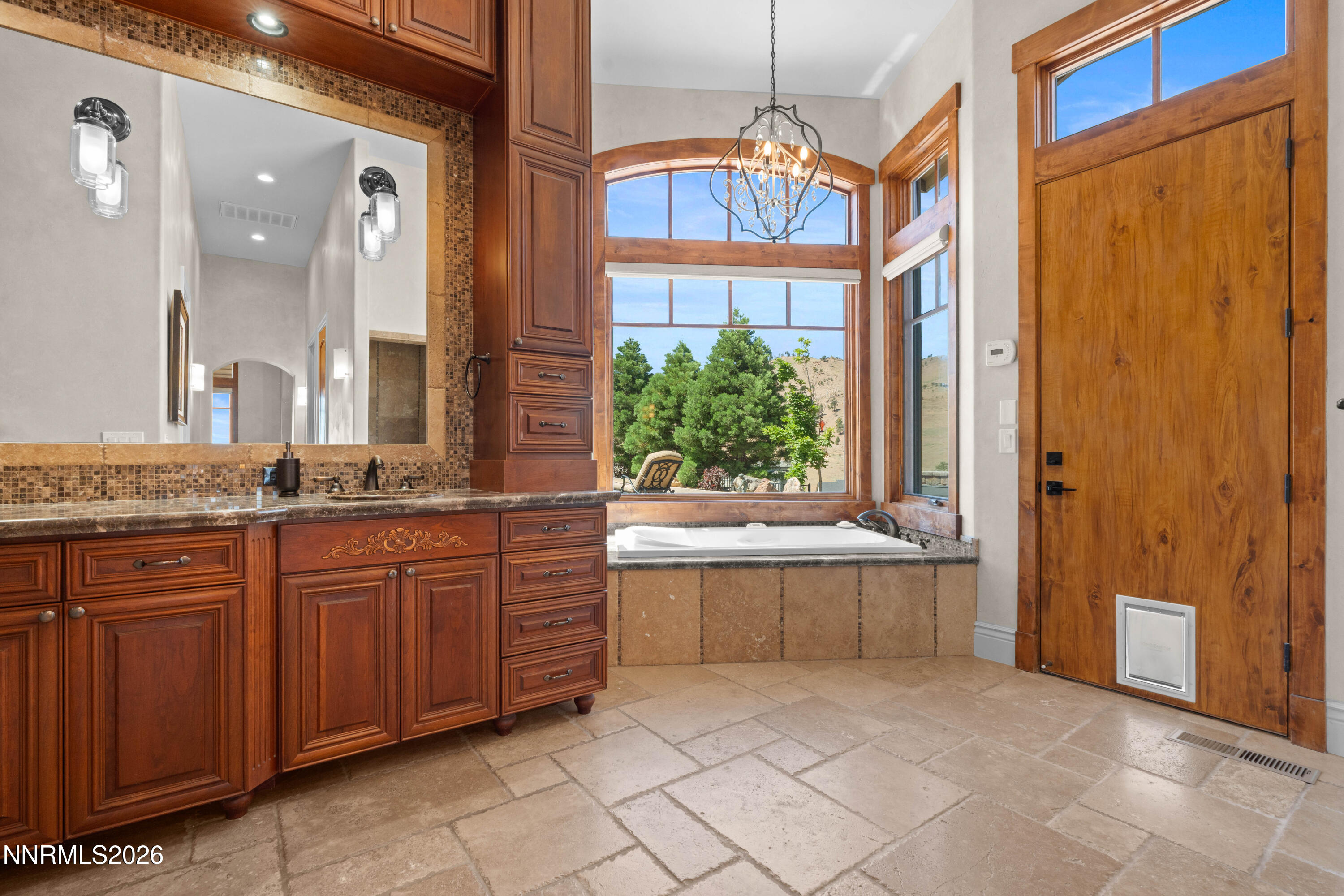 4816 Piney Woods Court