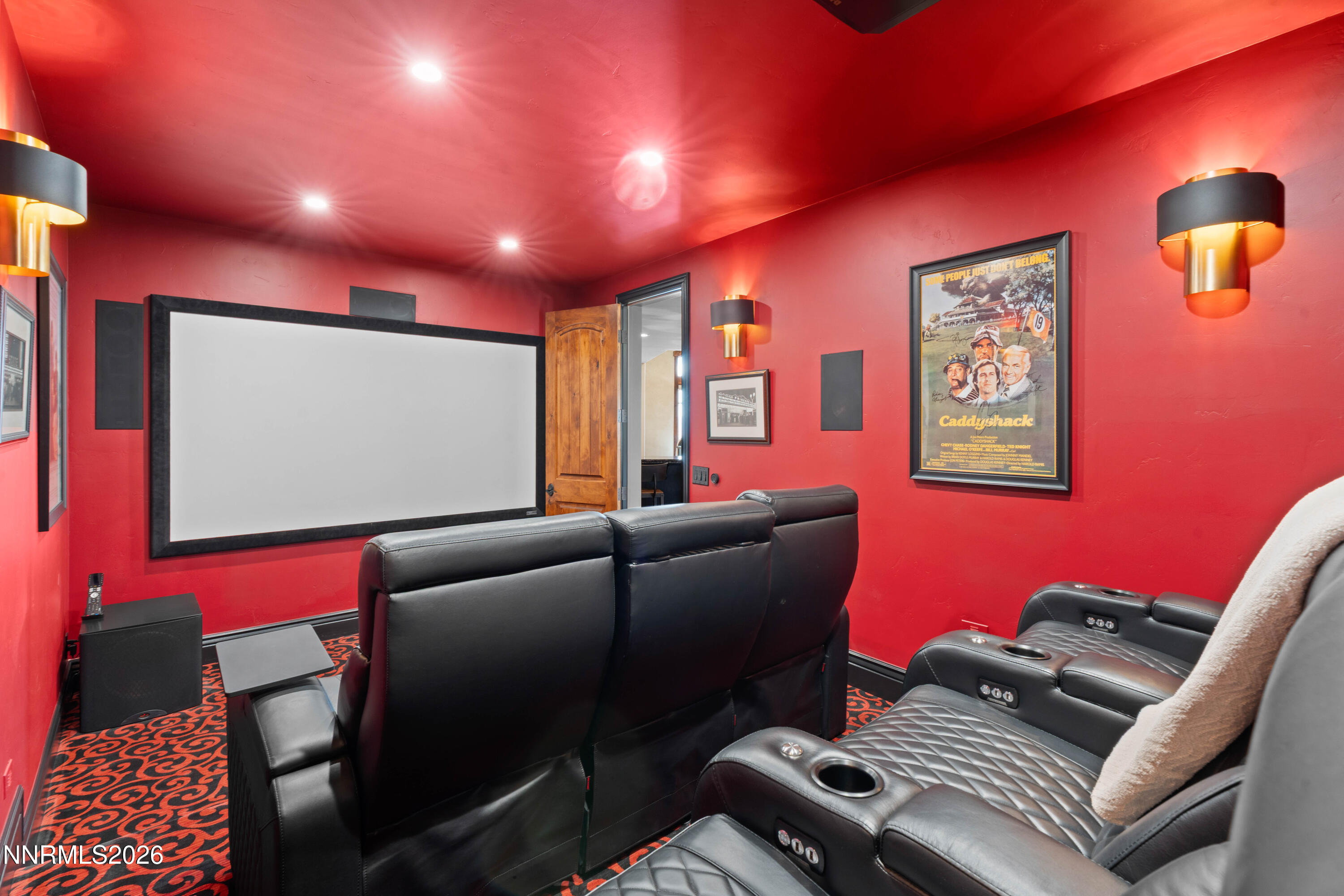 4816 Piney Woods Court