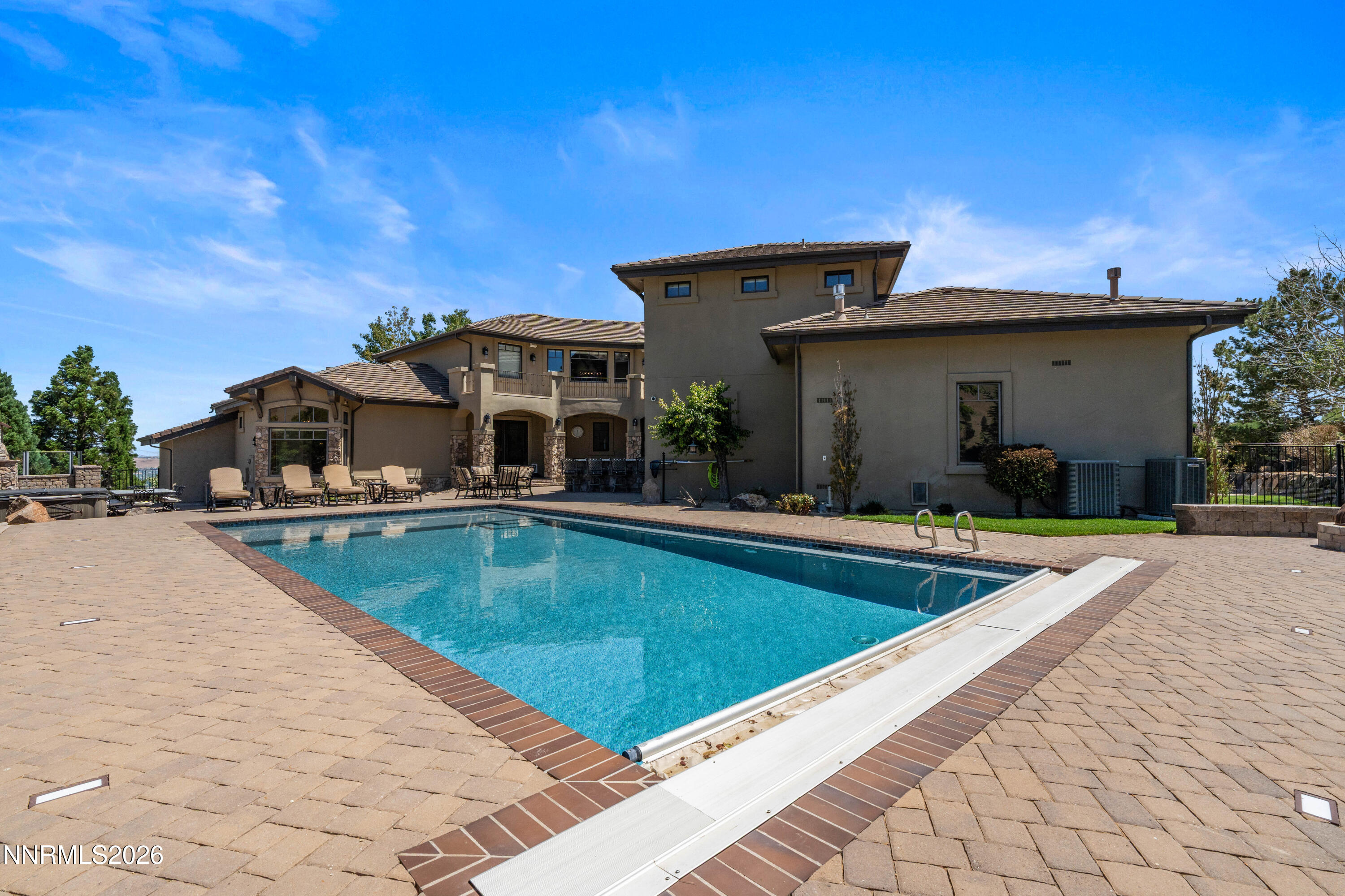 4816 Piney Woods Court