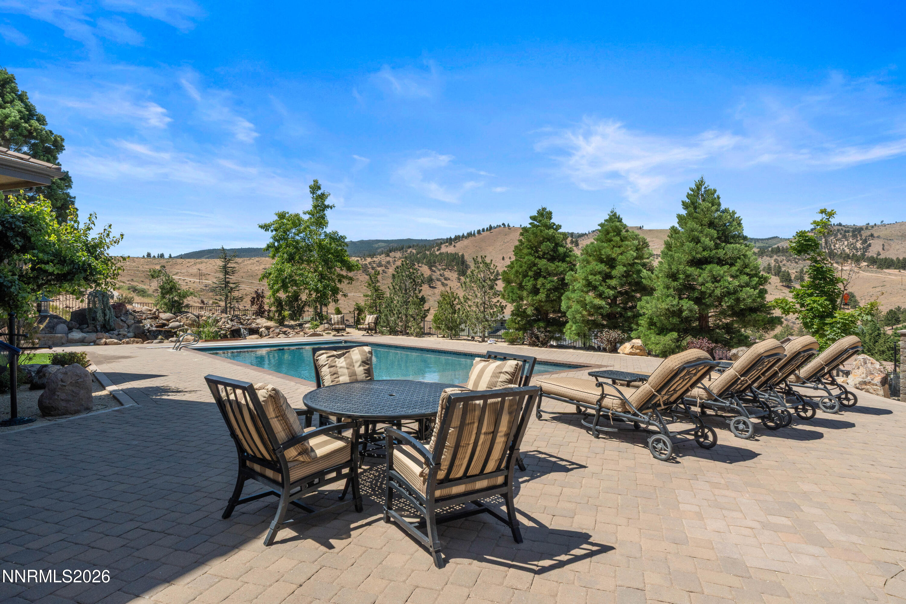 4816 Piney Woods Court